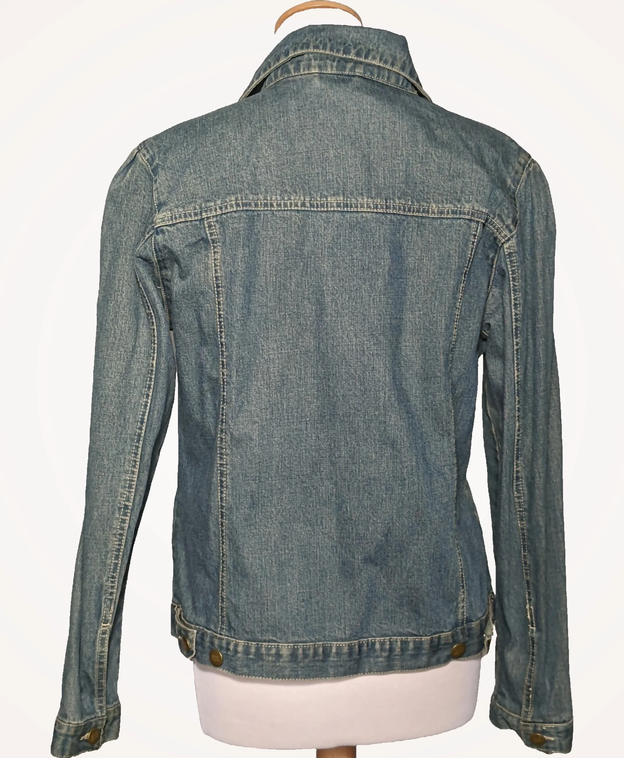 ACTIVE WEAR - Image 4