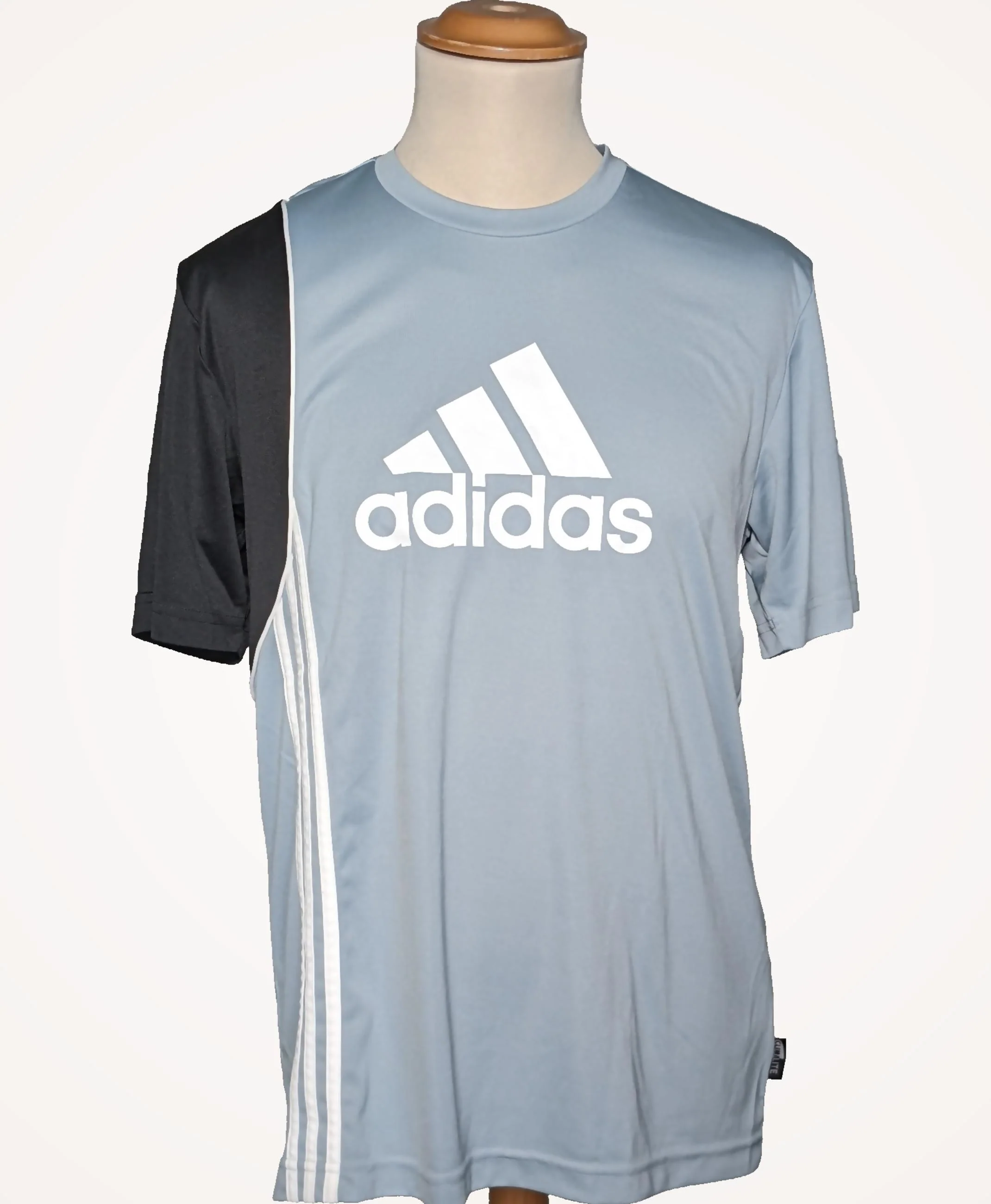 ADIDAS - Image 3