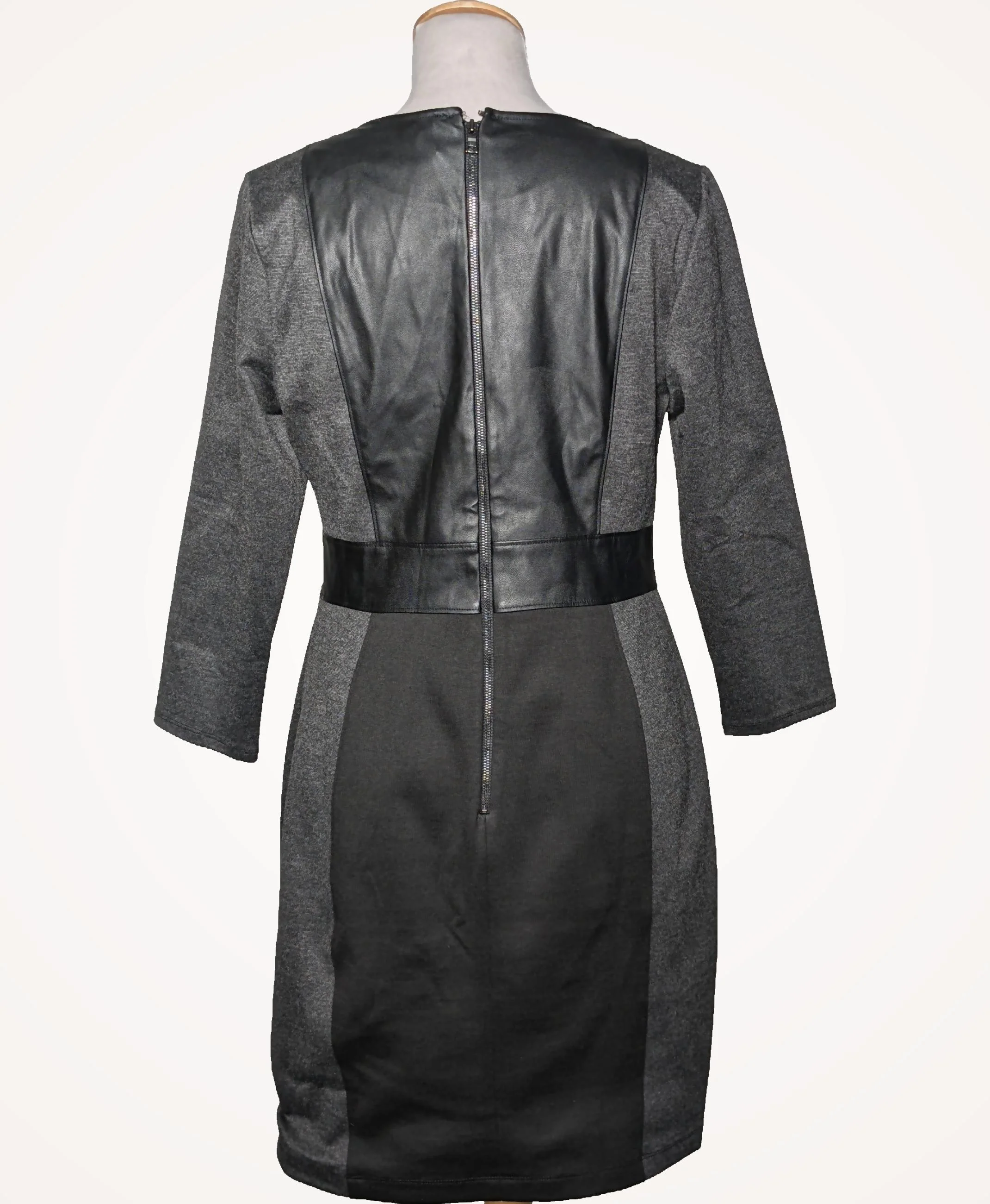 BCBG MAX AZRIA - Image 4