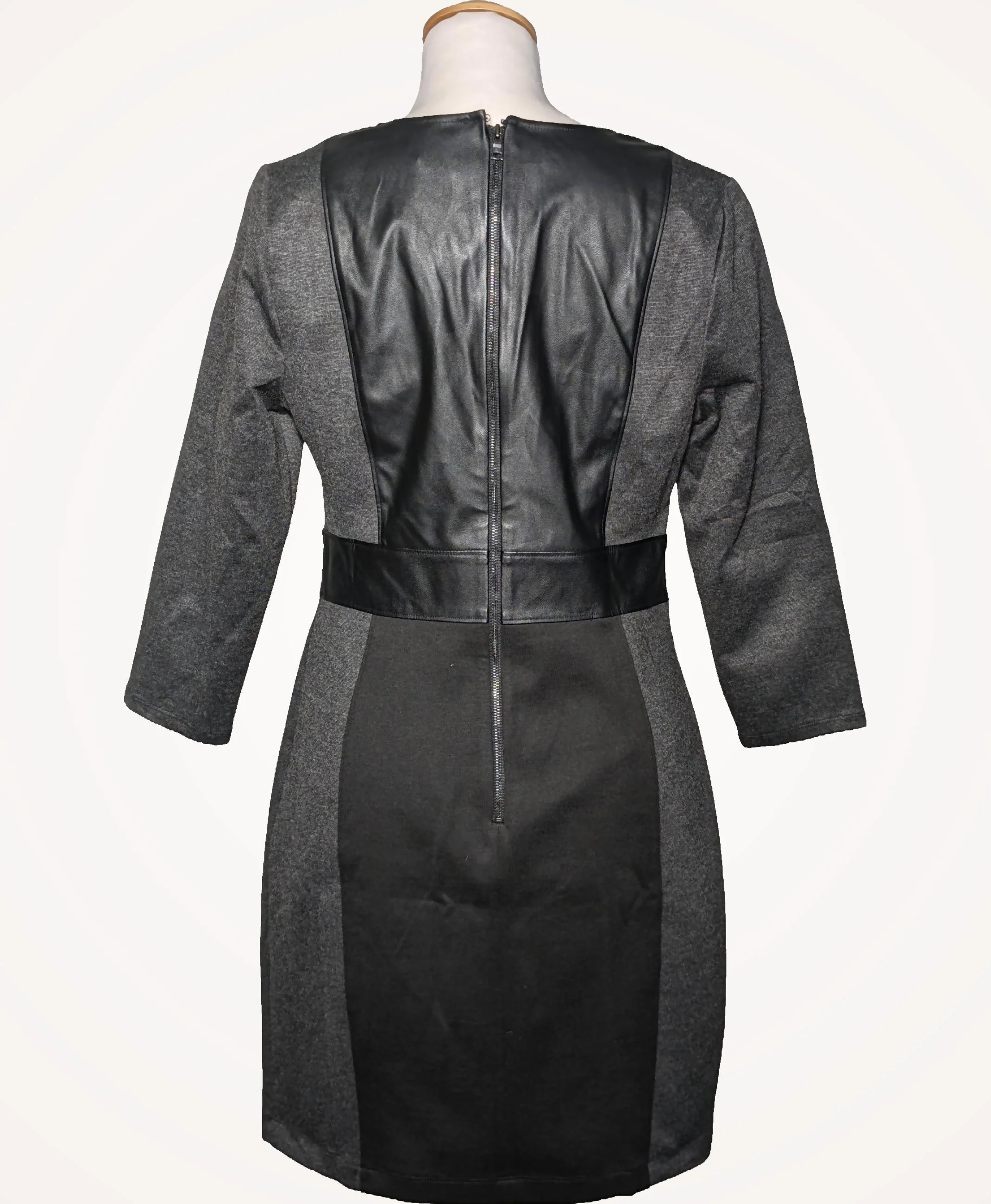 BCBG MAX AZRIA - Image 4