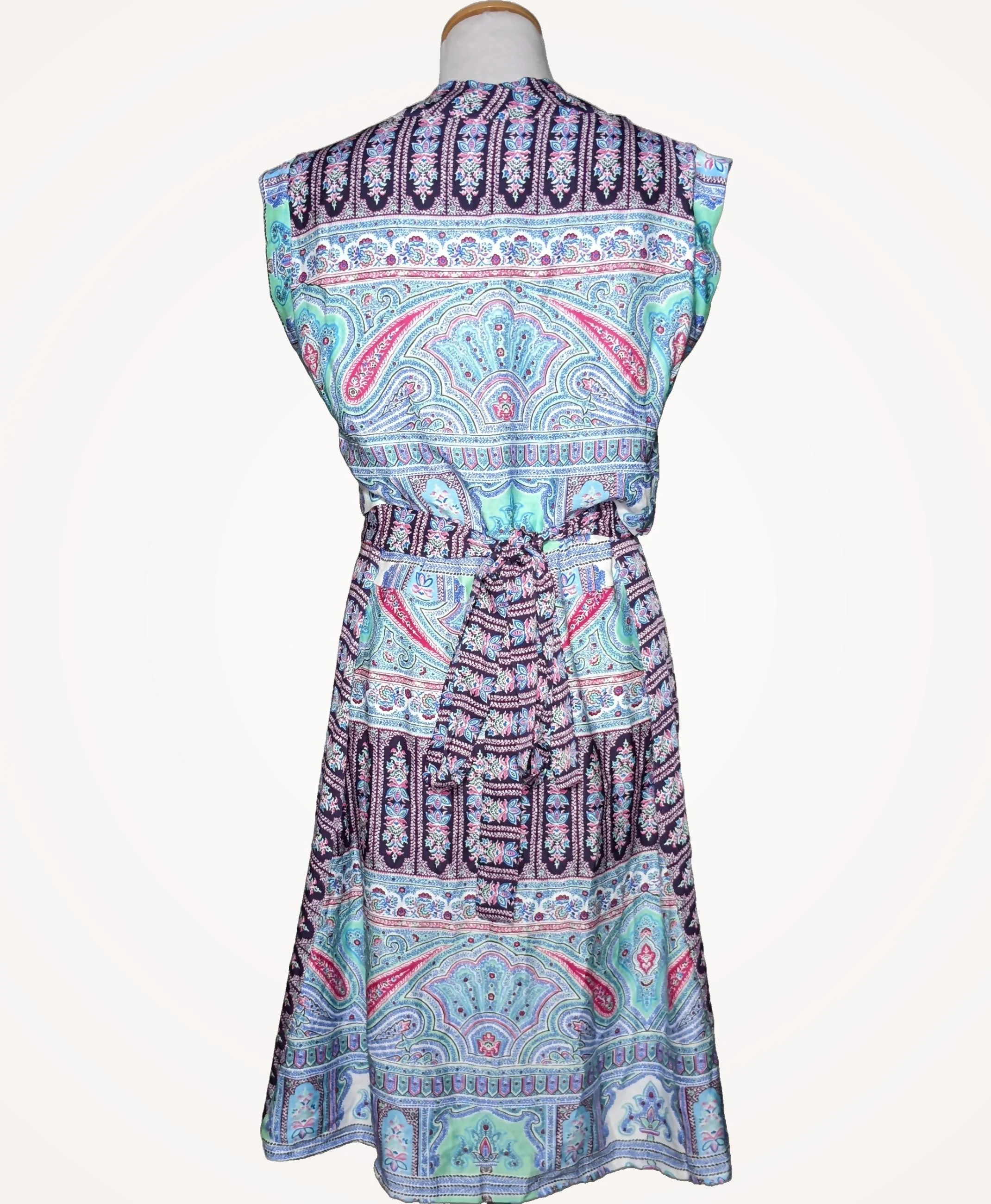 BCBG MAX AZRIA - Image 4