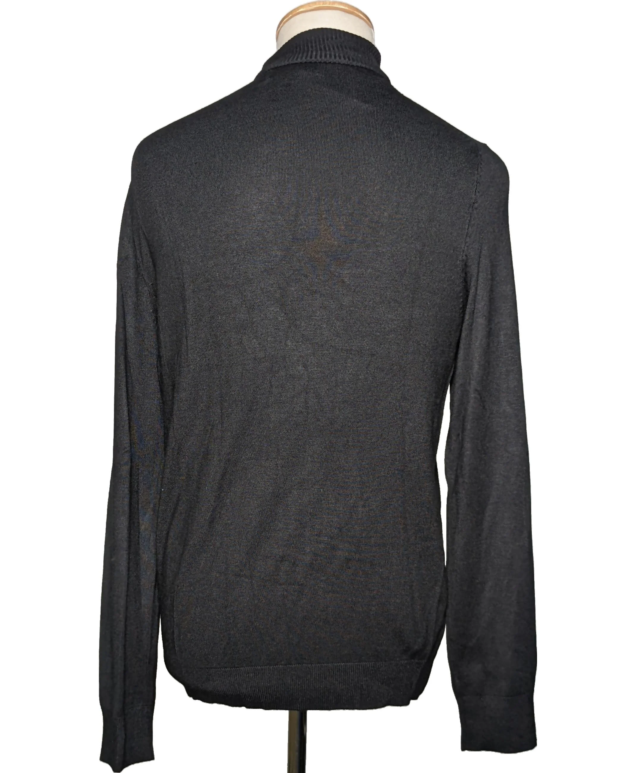 BERSHKA - Image 2
