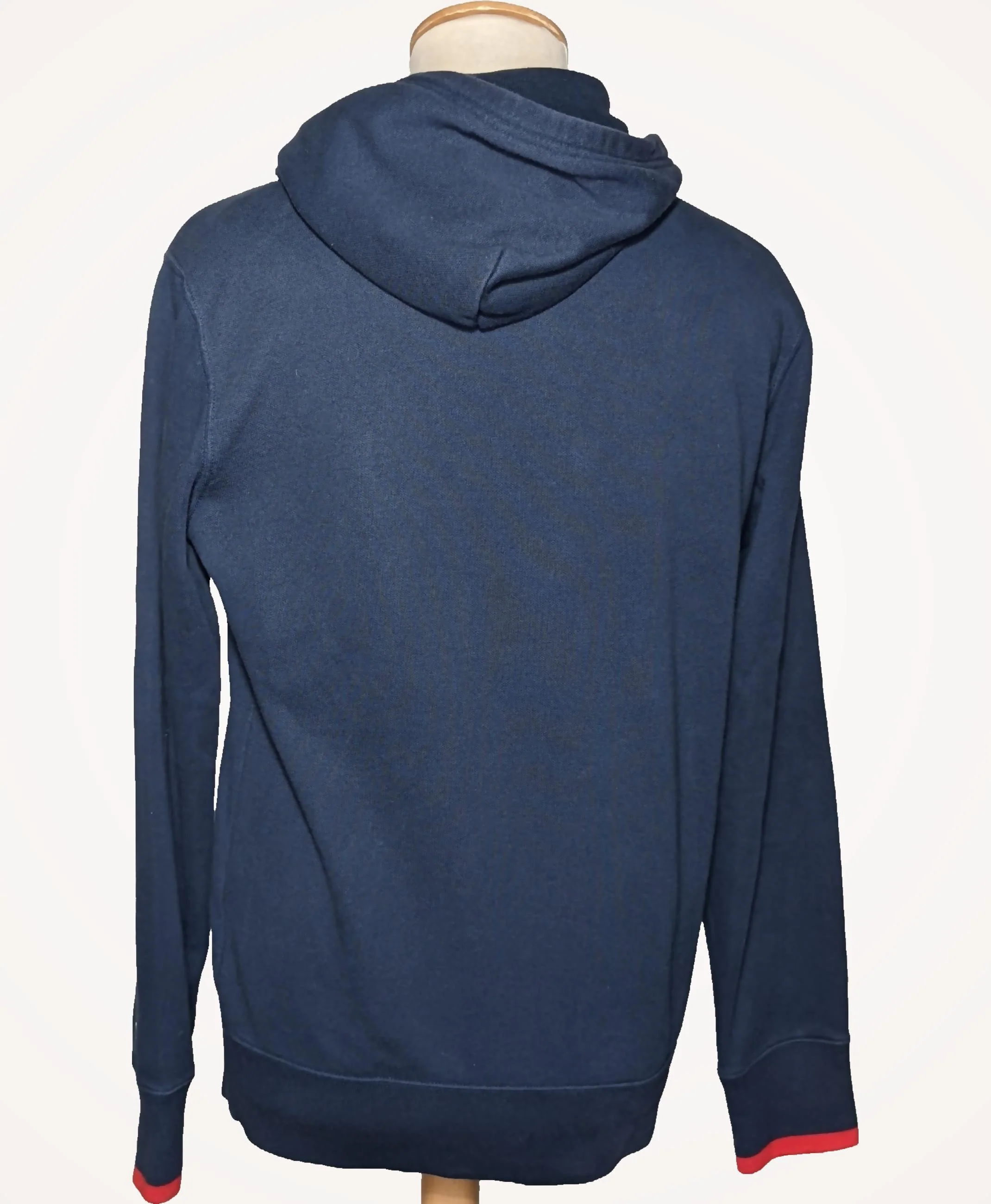 CHAMPION - Image 4