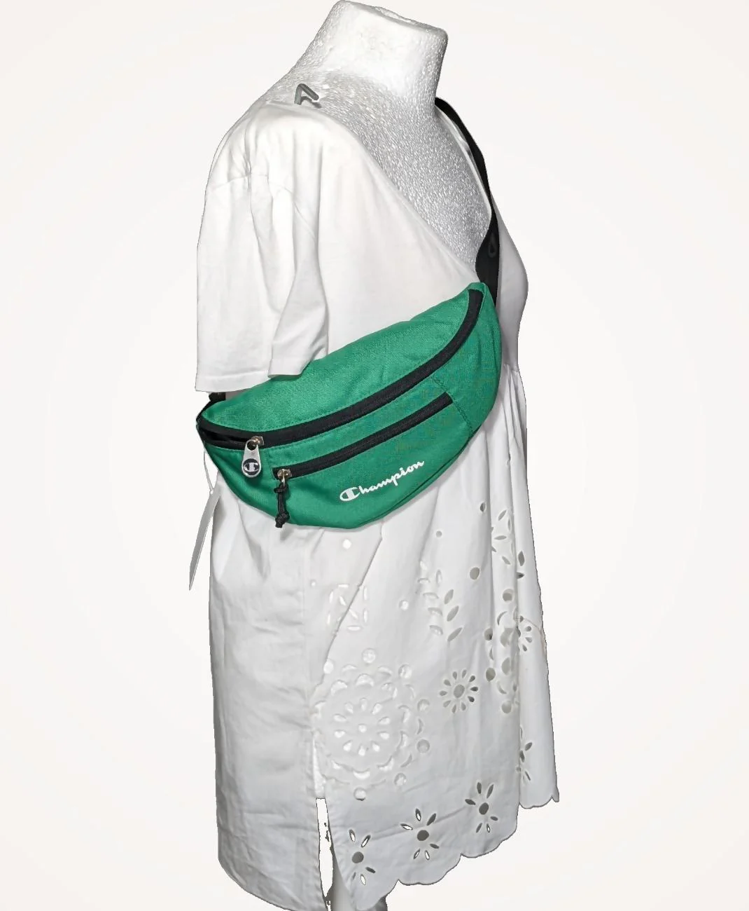 CHAMPION - Image 4