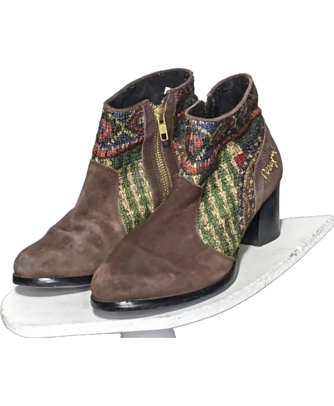 DESIGUAL