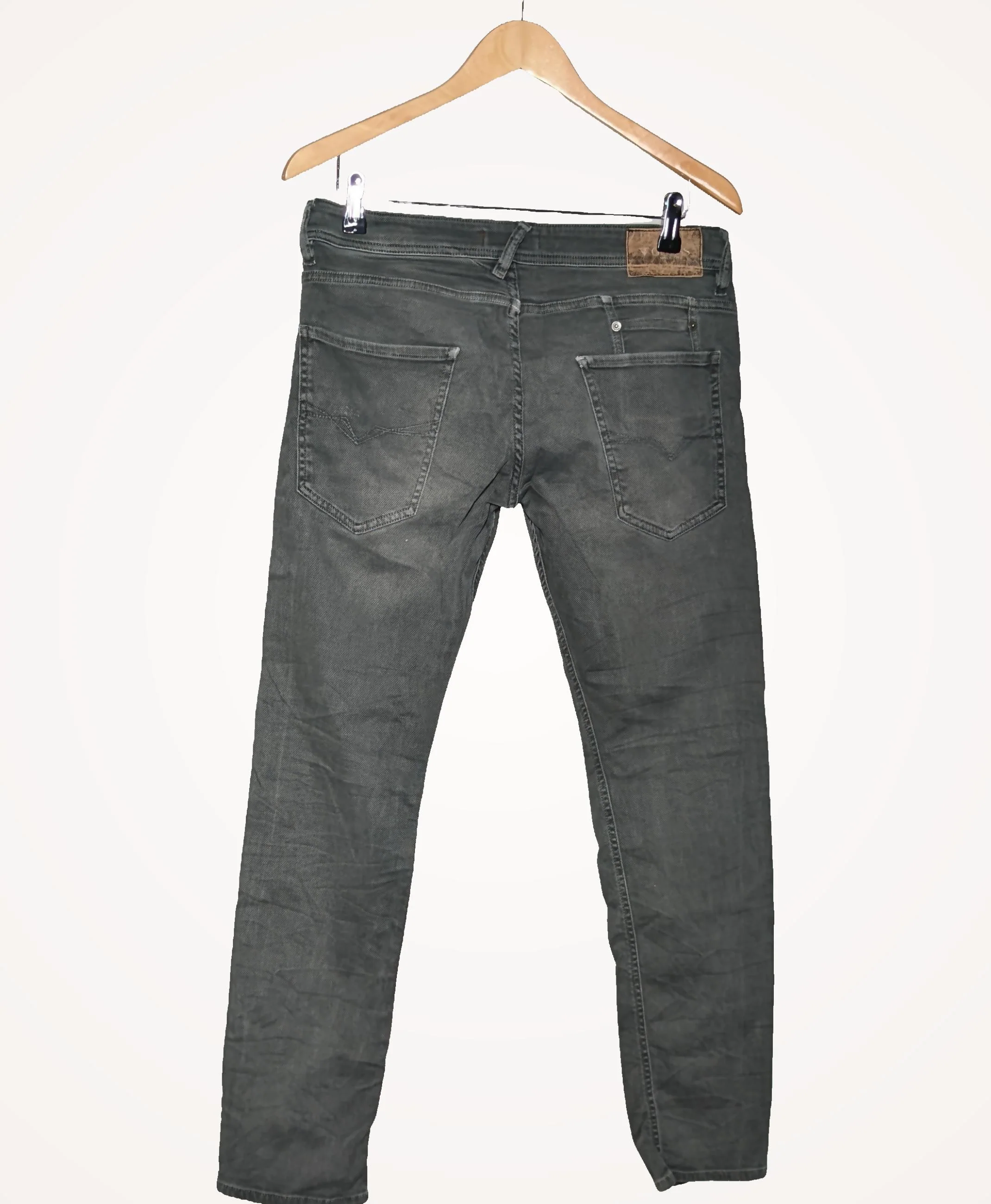 GUESS - Image 4