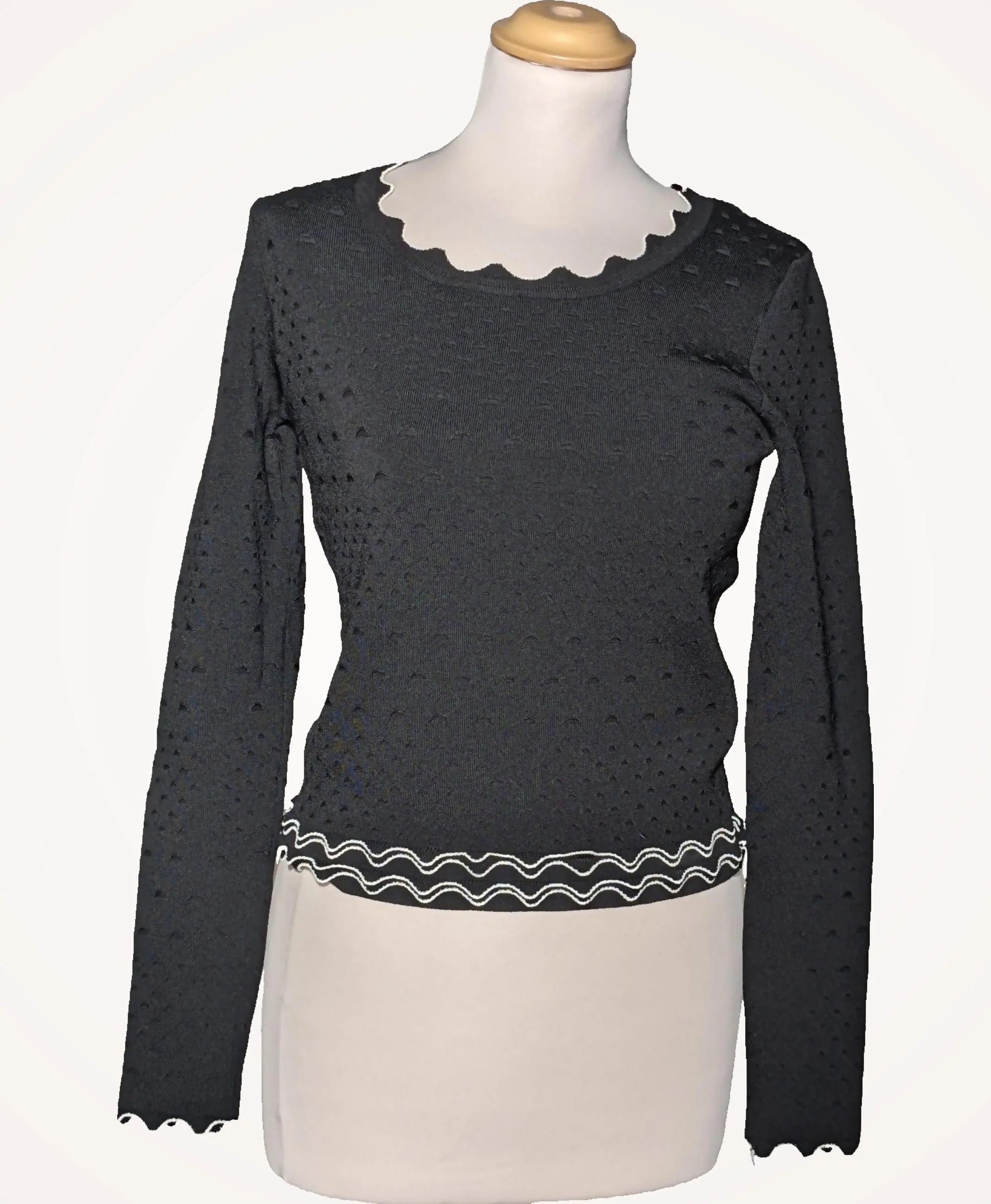 GUESS - Image 3