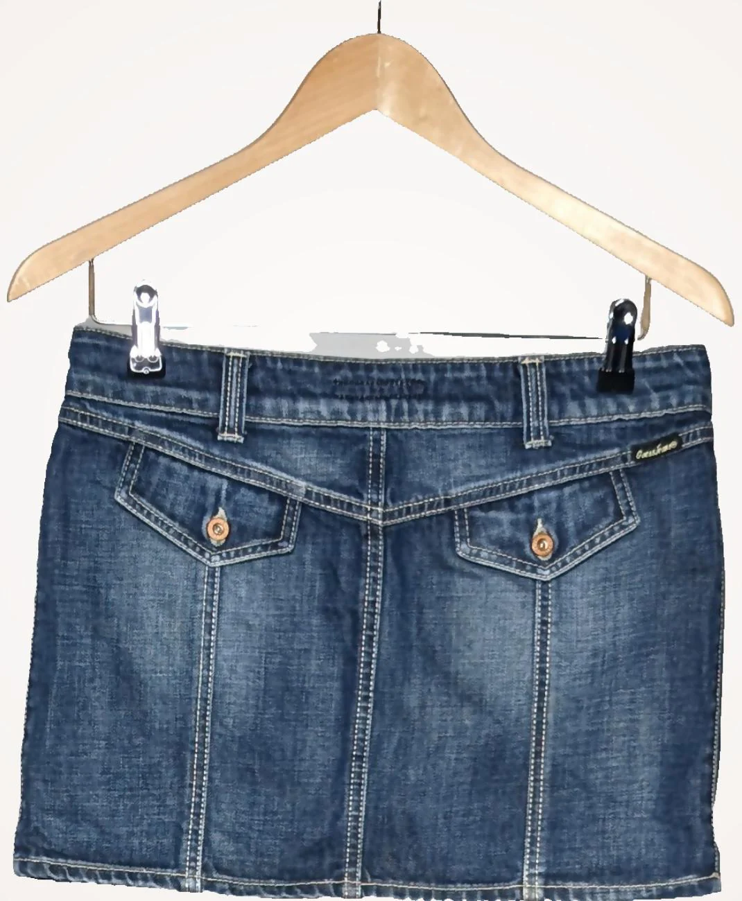 GUESS - Image 4