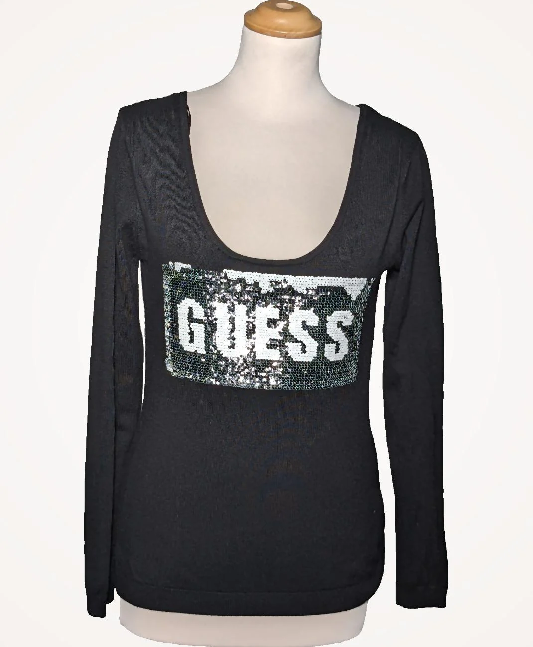 GUESS - Image 3