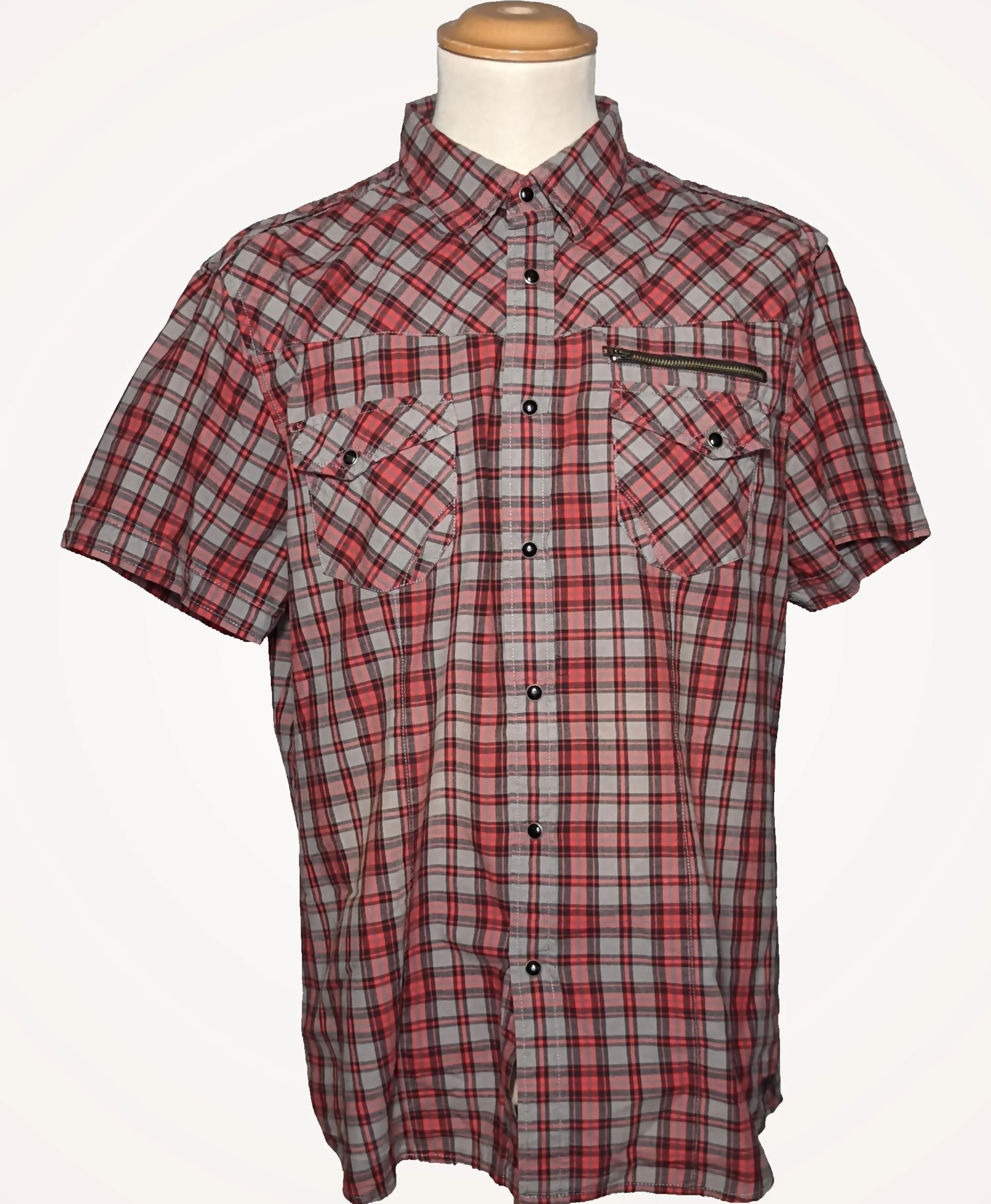 GUESS - Image 3