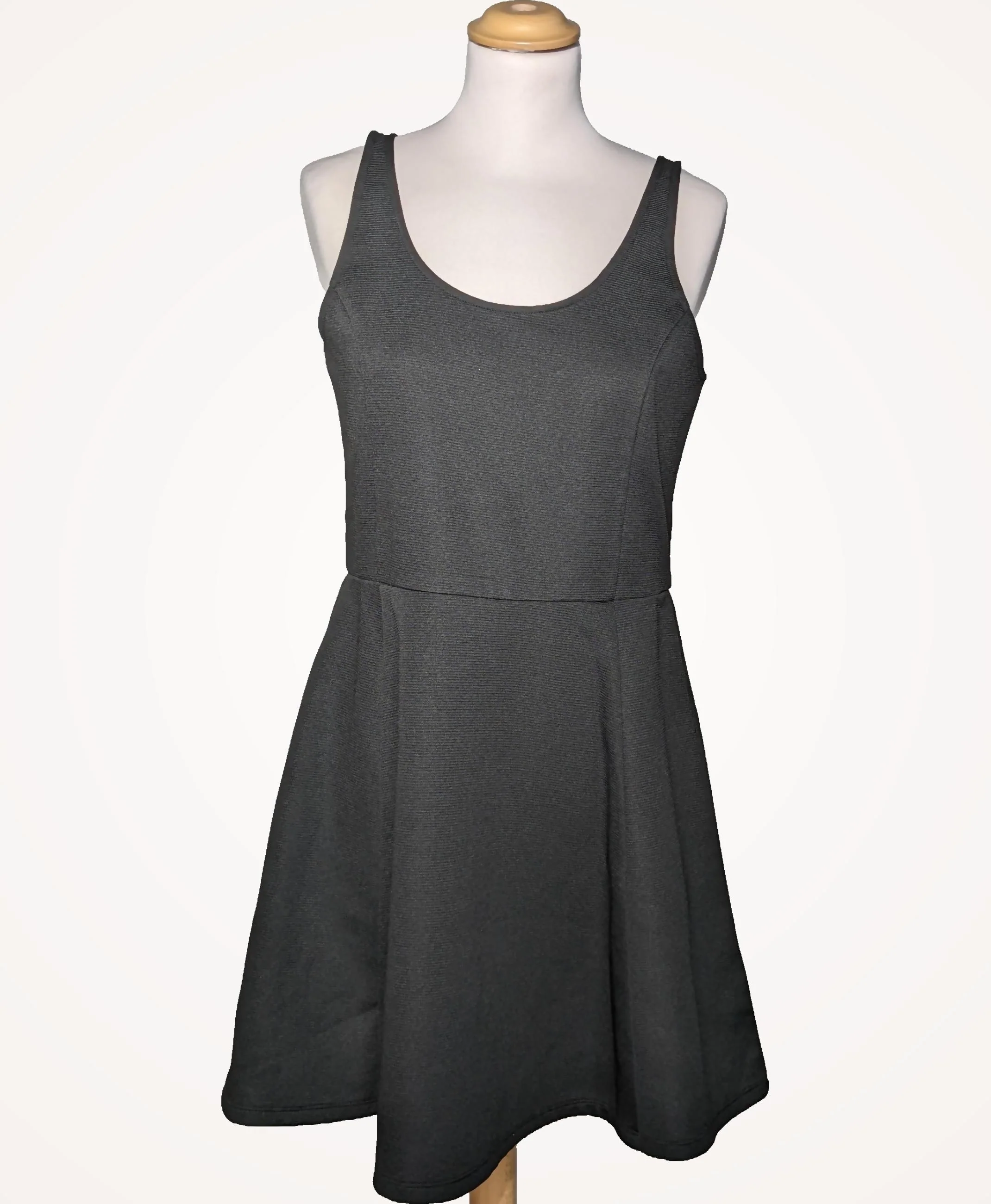 H&M - Image 3