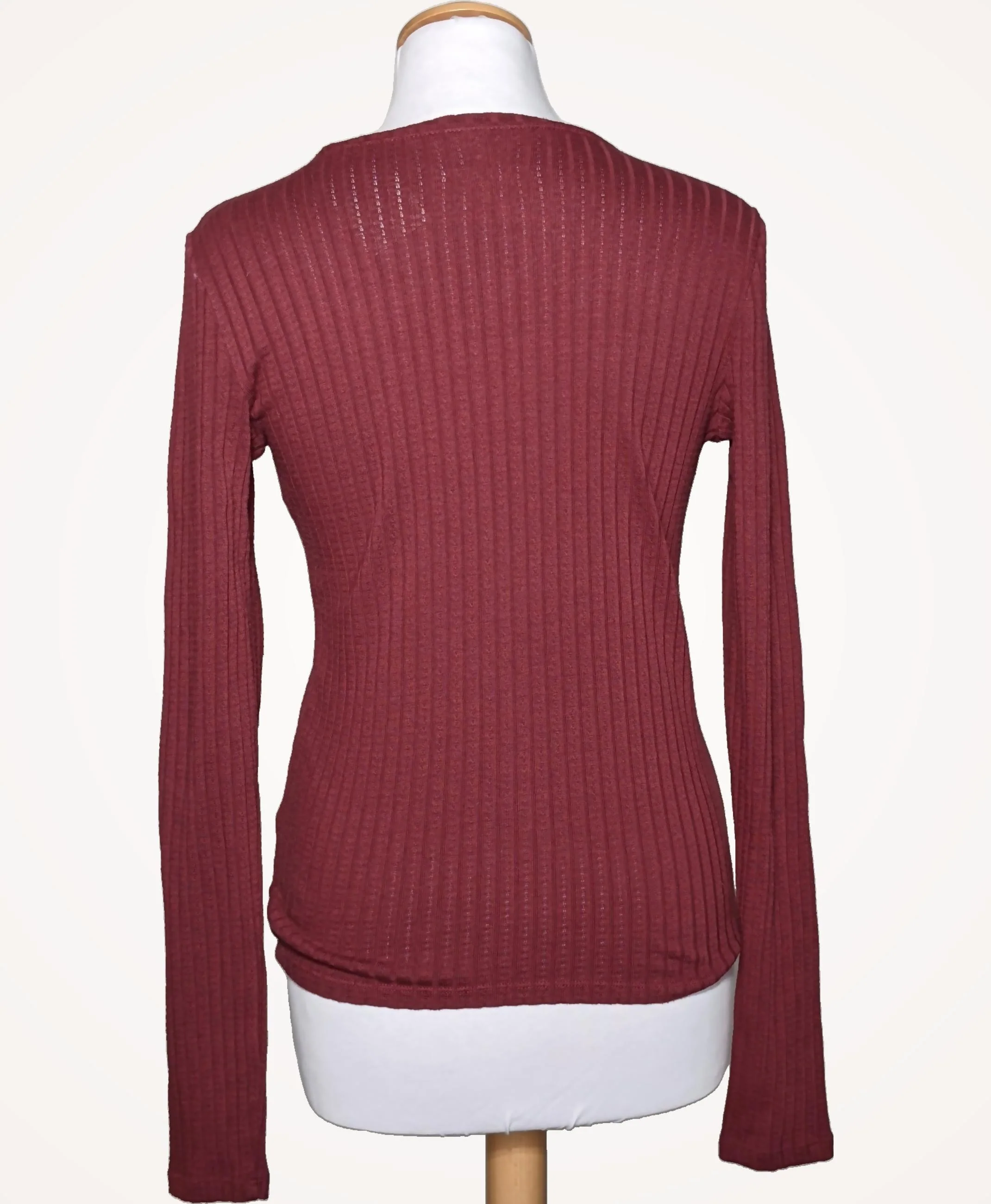 HOLLISTER - Image 4