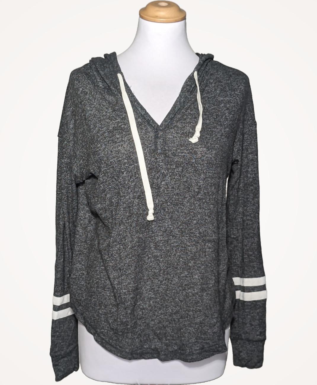 HOLLISTER - Image 3