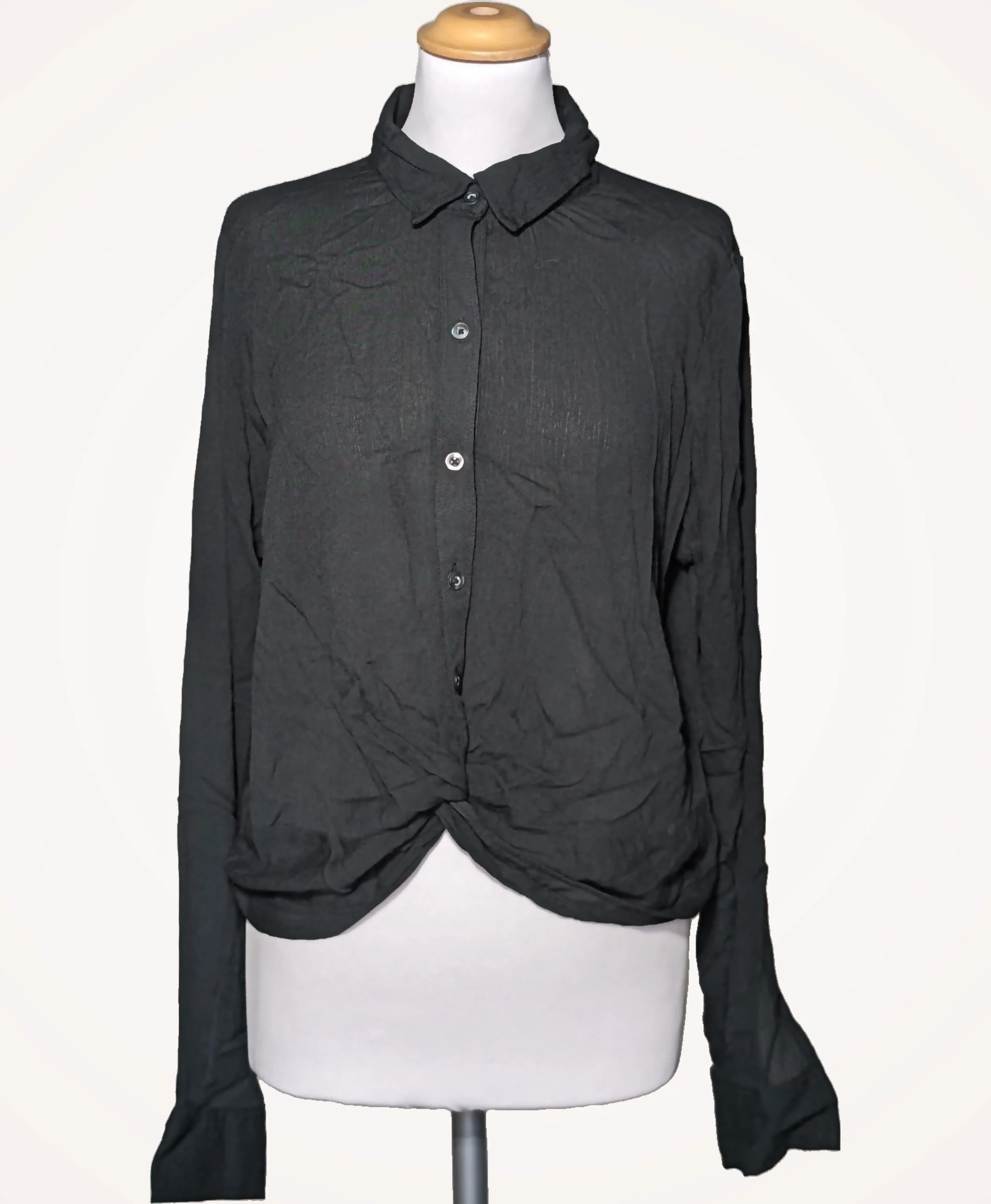 HOLLISTER - Image 3