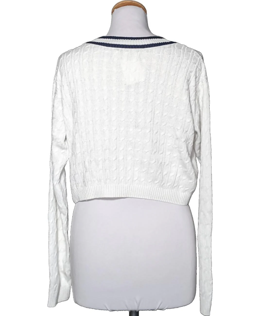 HOLLISTER - Image 2