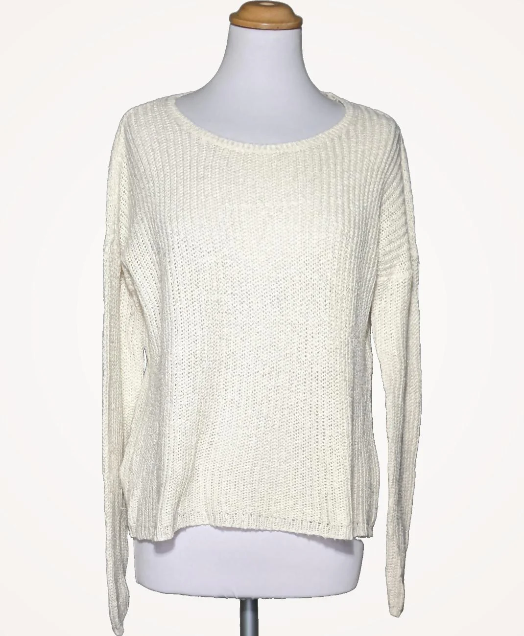 HOLLISTER - Image 3