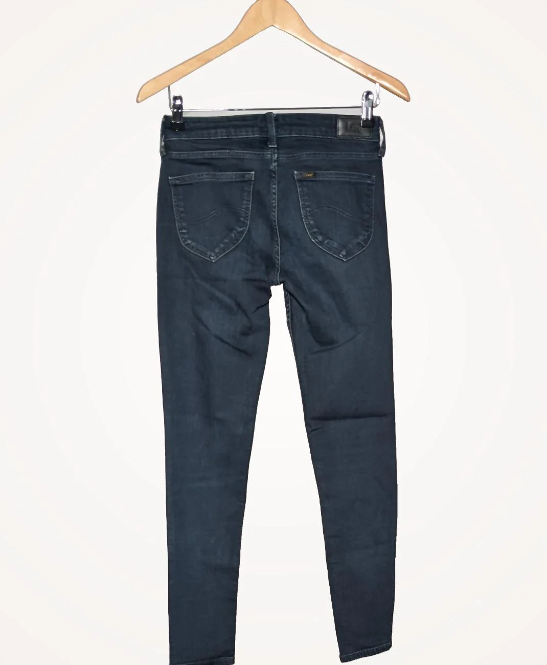 LEE - Image 4