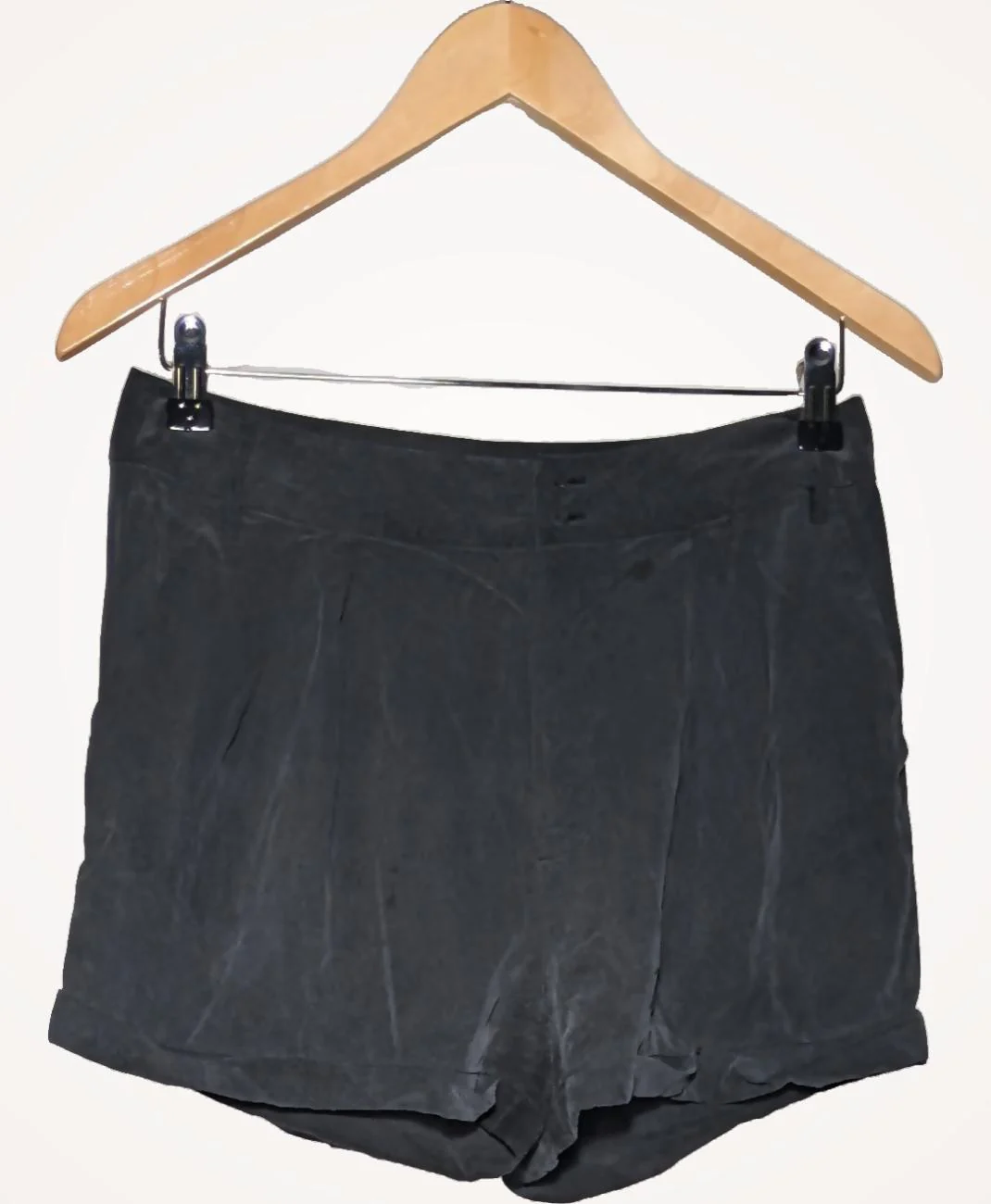 LES PETITES - Image 3