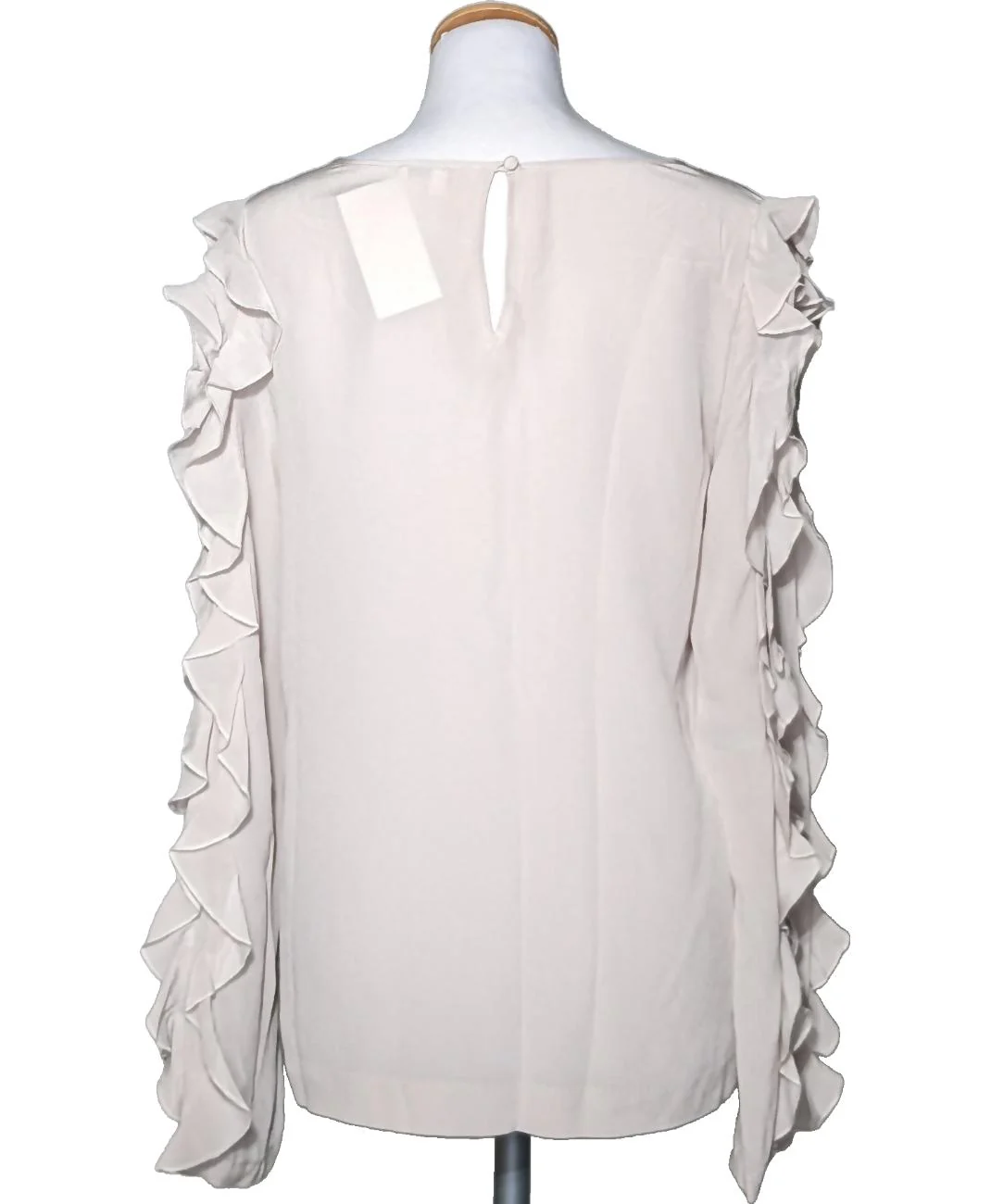 LES PETITES - Image 2