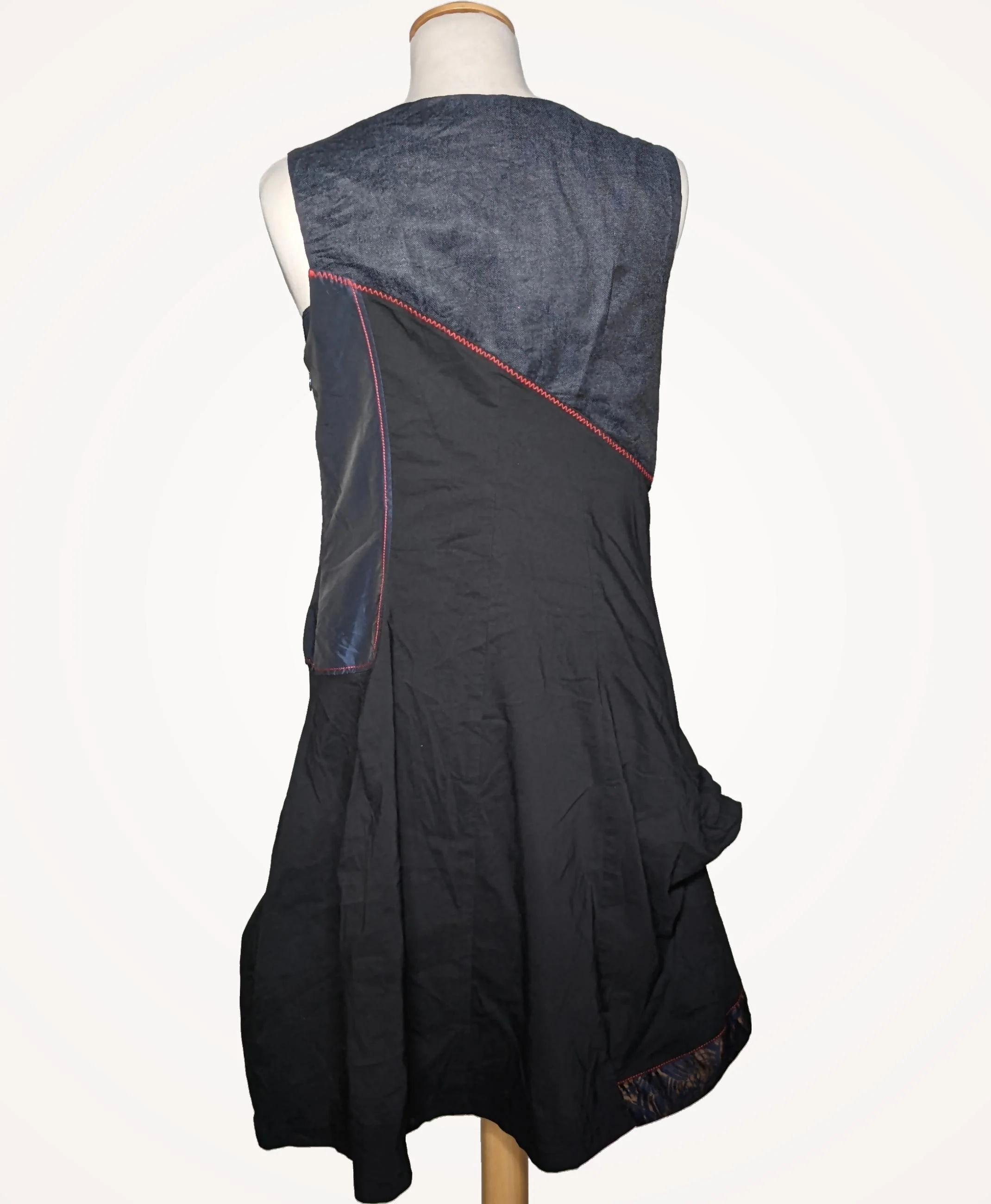 LMV - Image 4