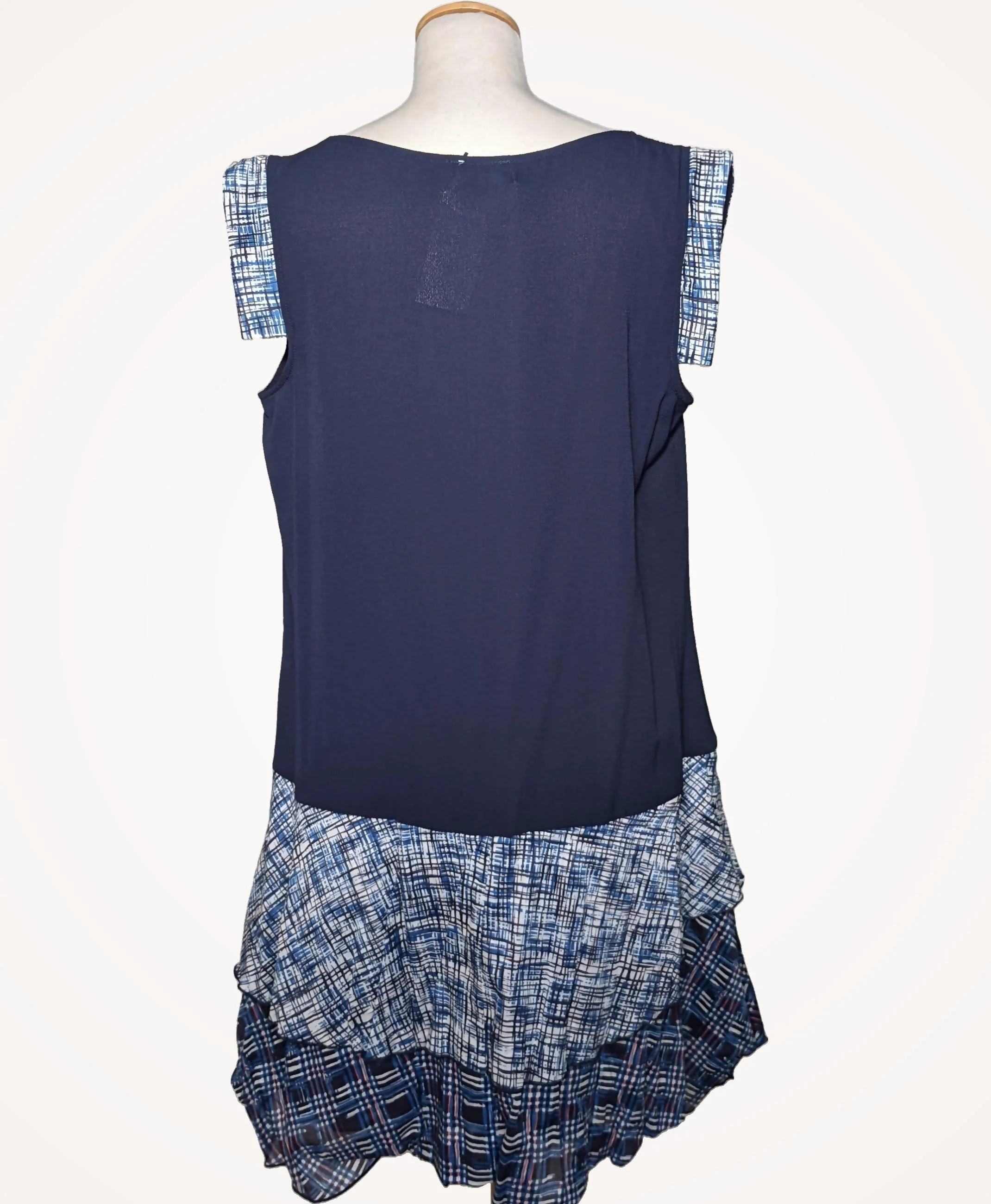 LMV - Image 4