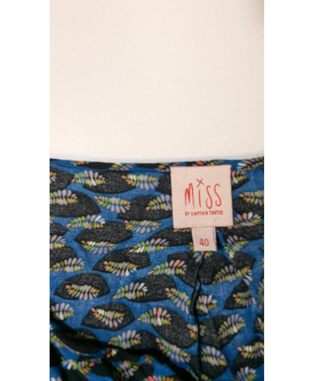 MISS CAPTAIN - Image 6