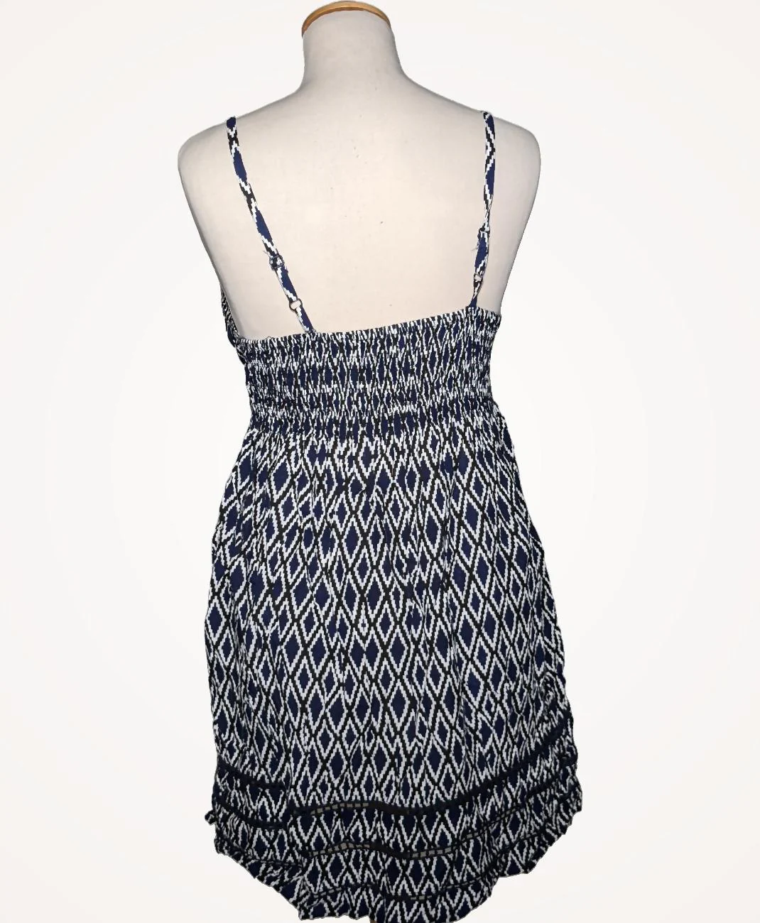 NEW LOOK - Image 4