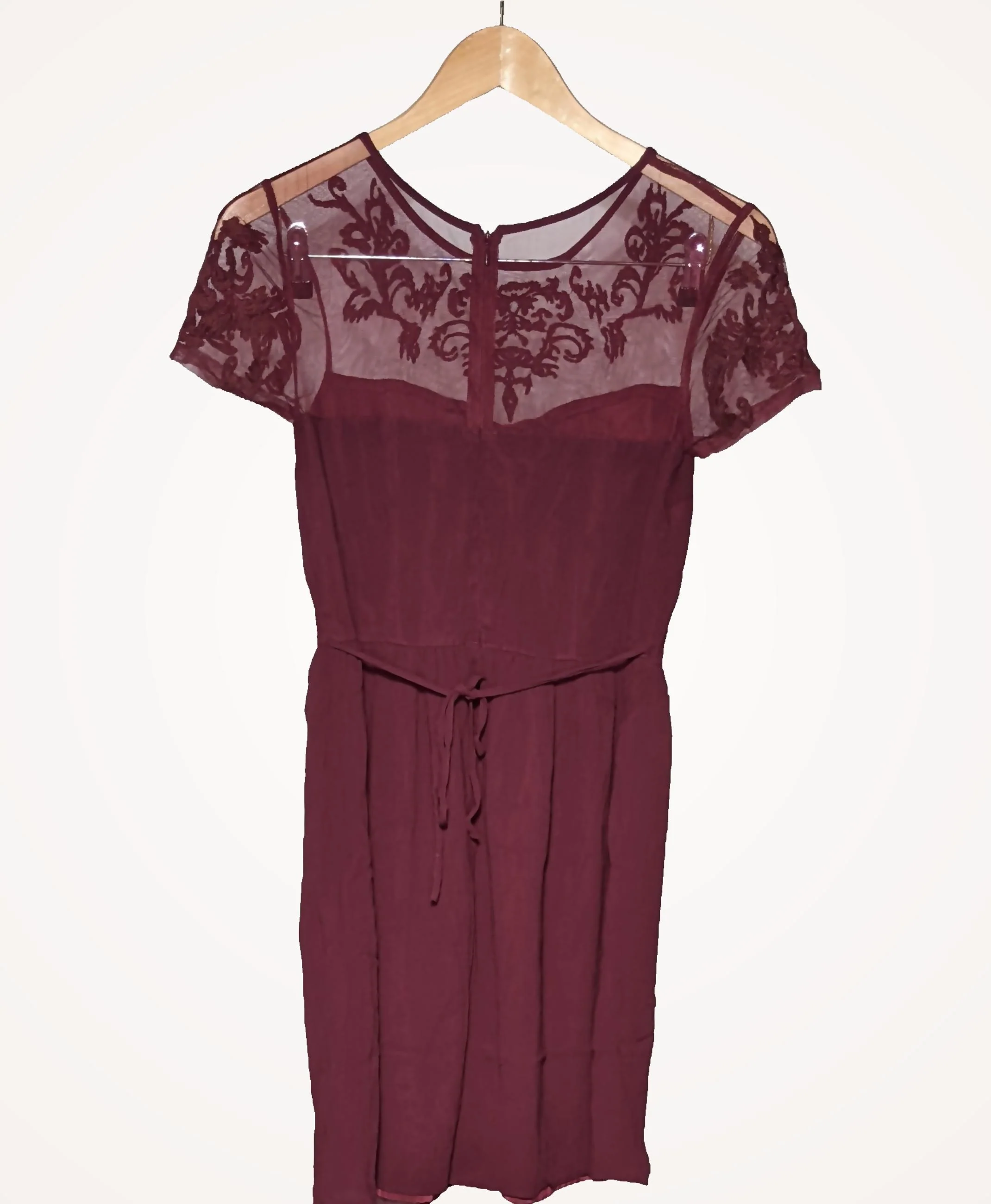 NEW LOOK - Image 4