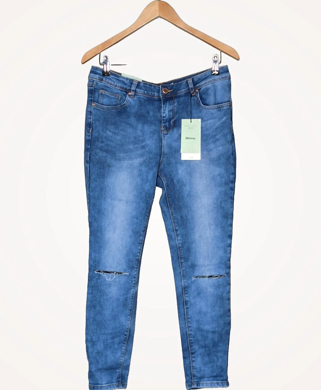 NEW LOOK - Image 3
