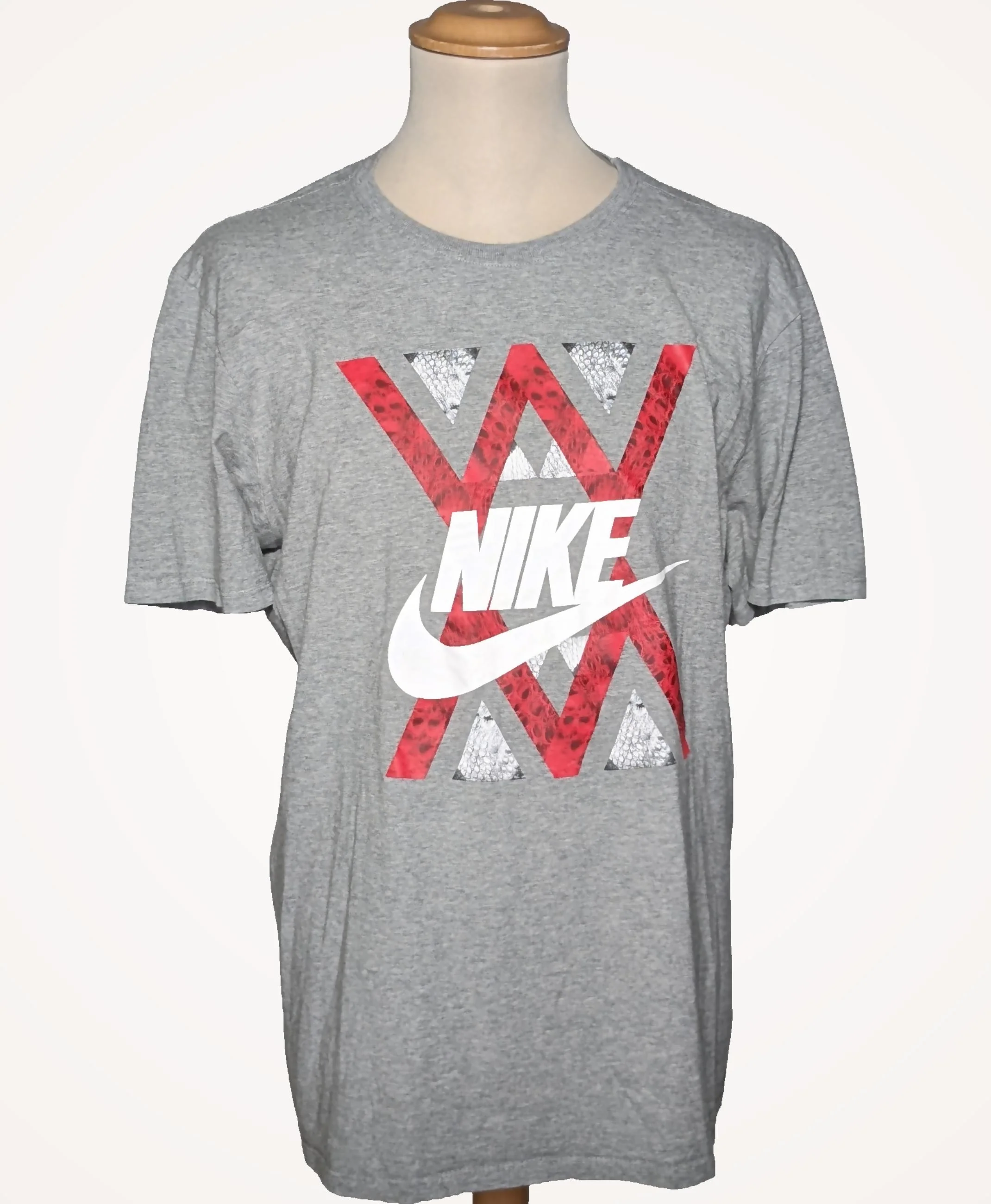 NIKE - Image 3