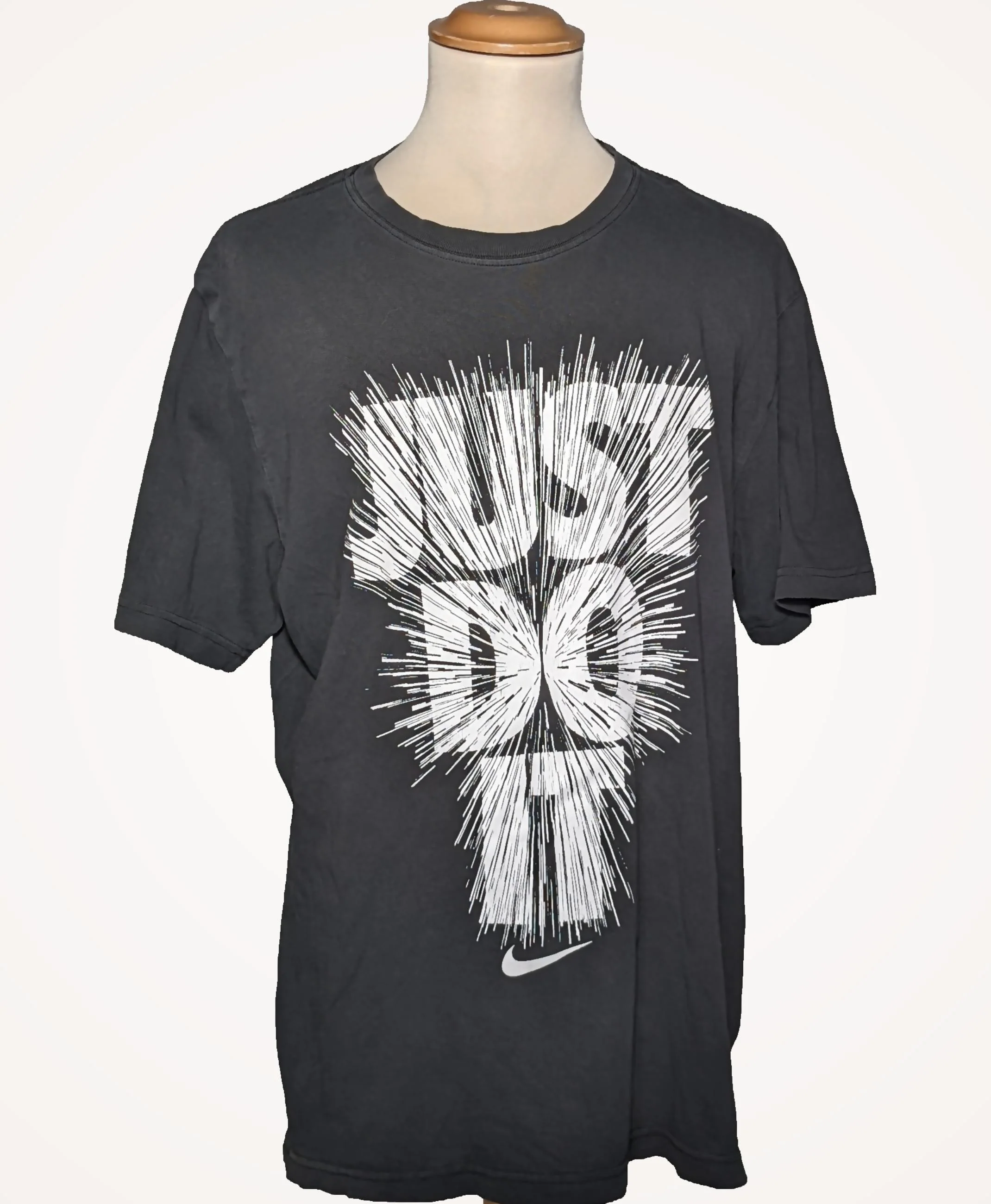 NIKE - Image 3