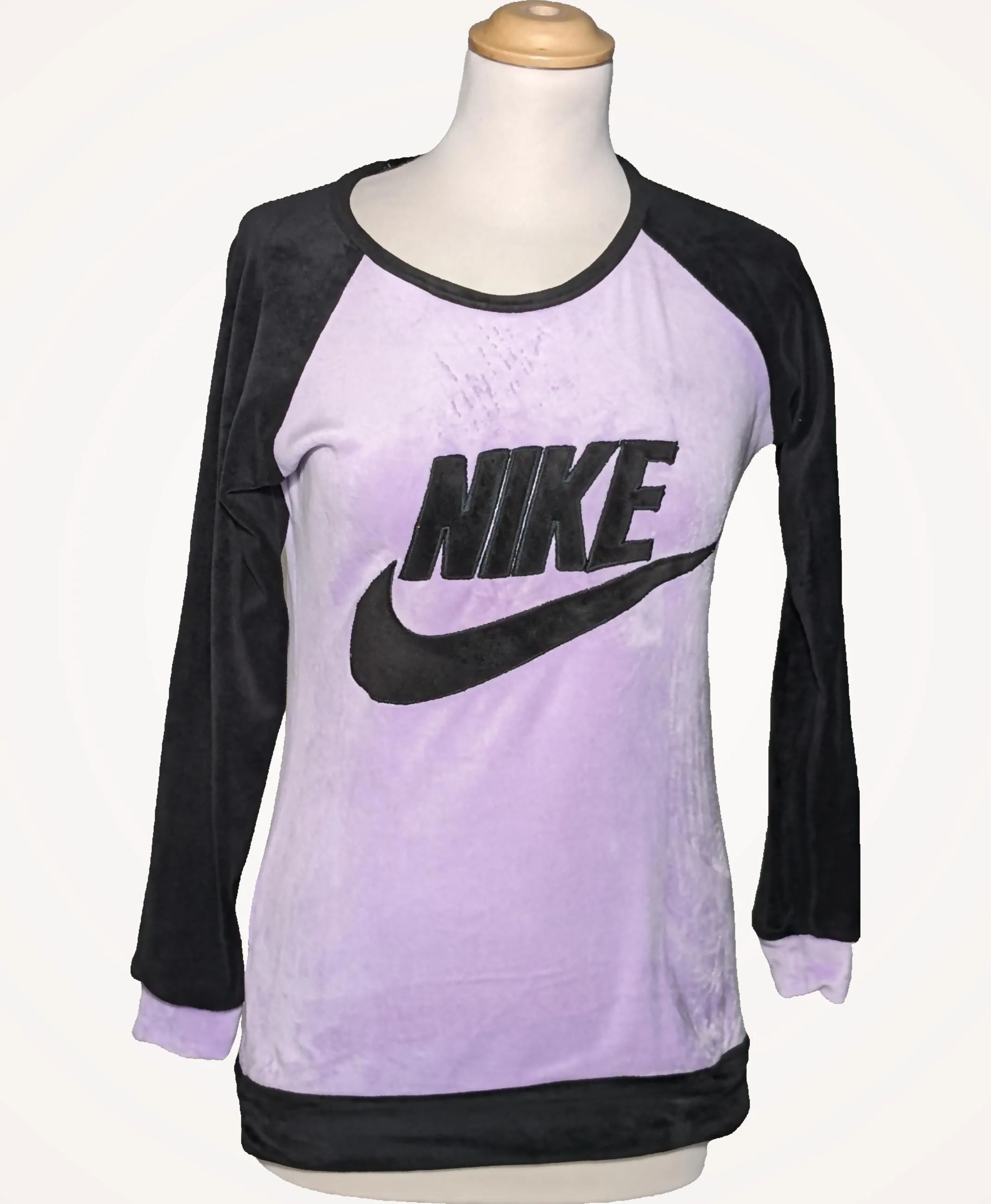 NIKE - Image 3