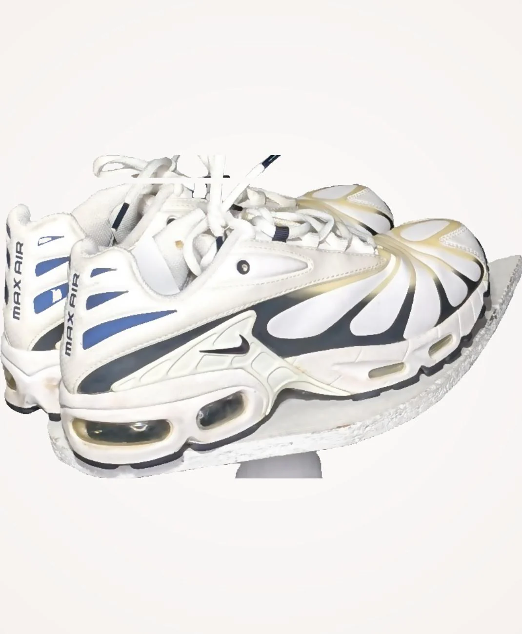 NIKE - Image 4