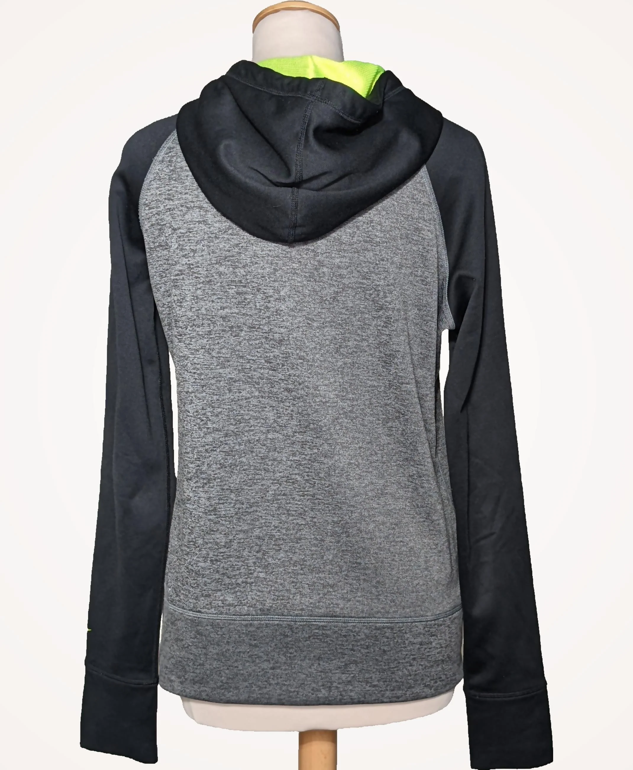 NIKE - Image 4