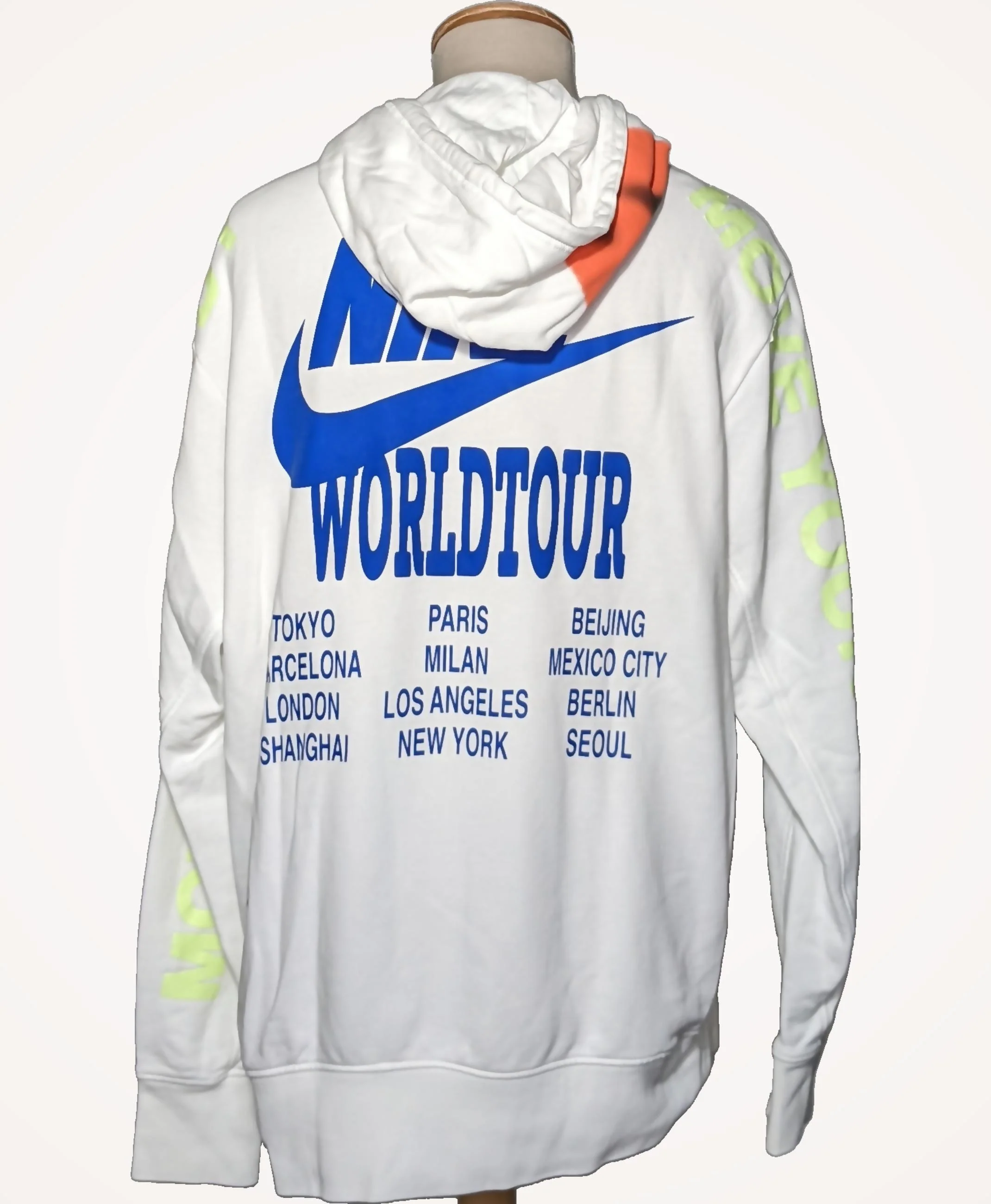 NIKE - Image 4