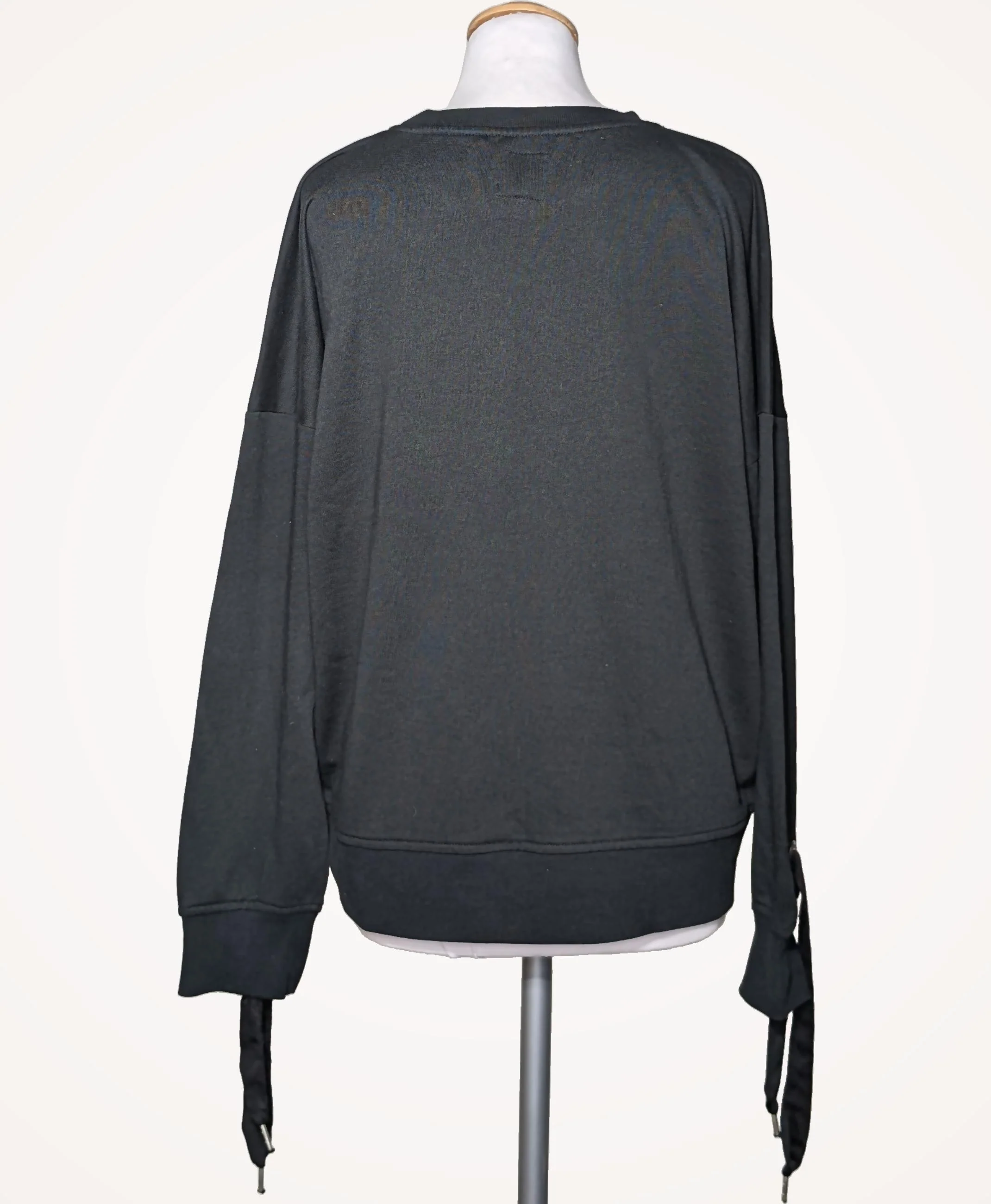 ONLY - Image 4