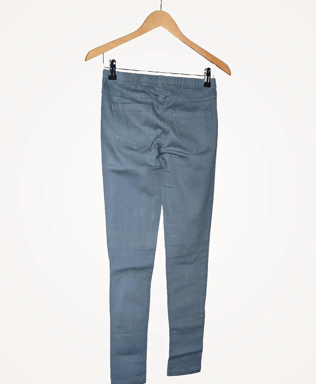 PIECES - Image 4