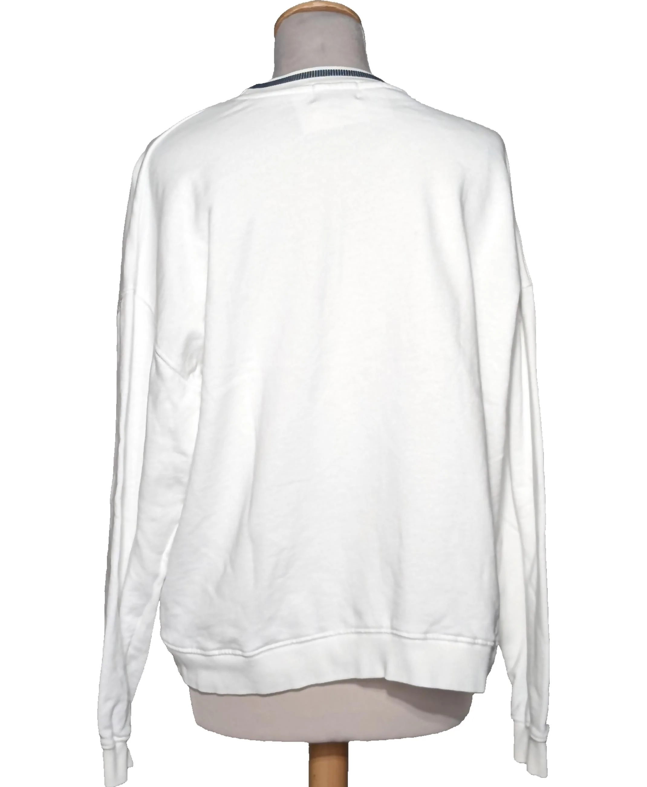PULL AND BEAR - Image 2