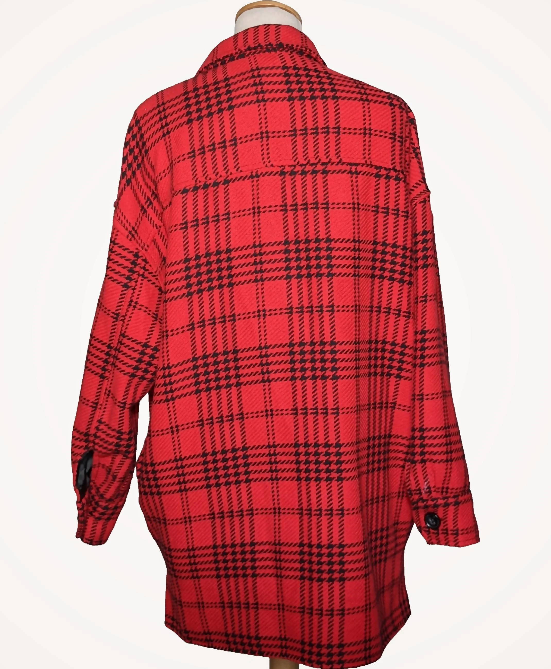 PULL AND BEAR - Image 4