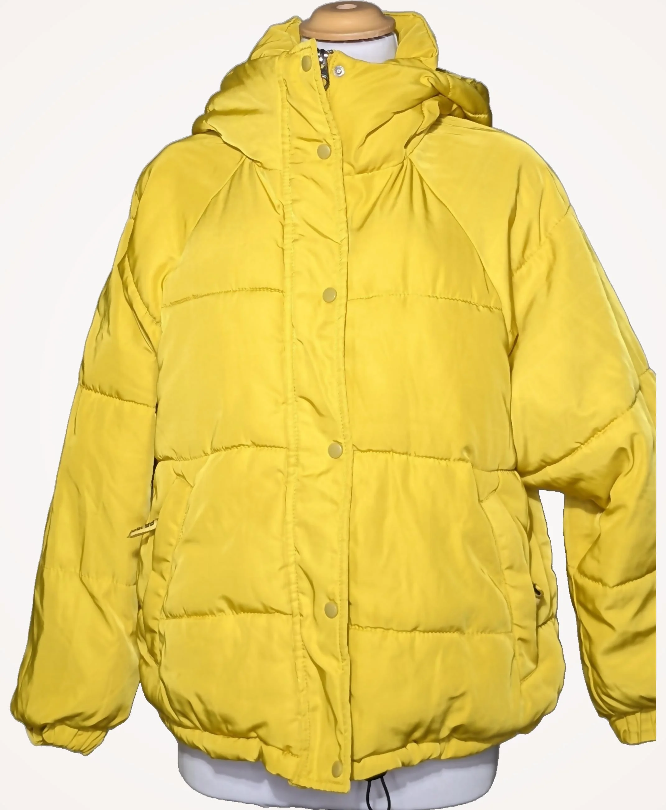 PULL AND BEAR - Image 3
