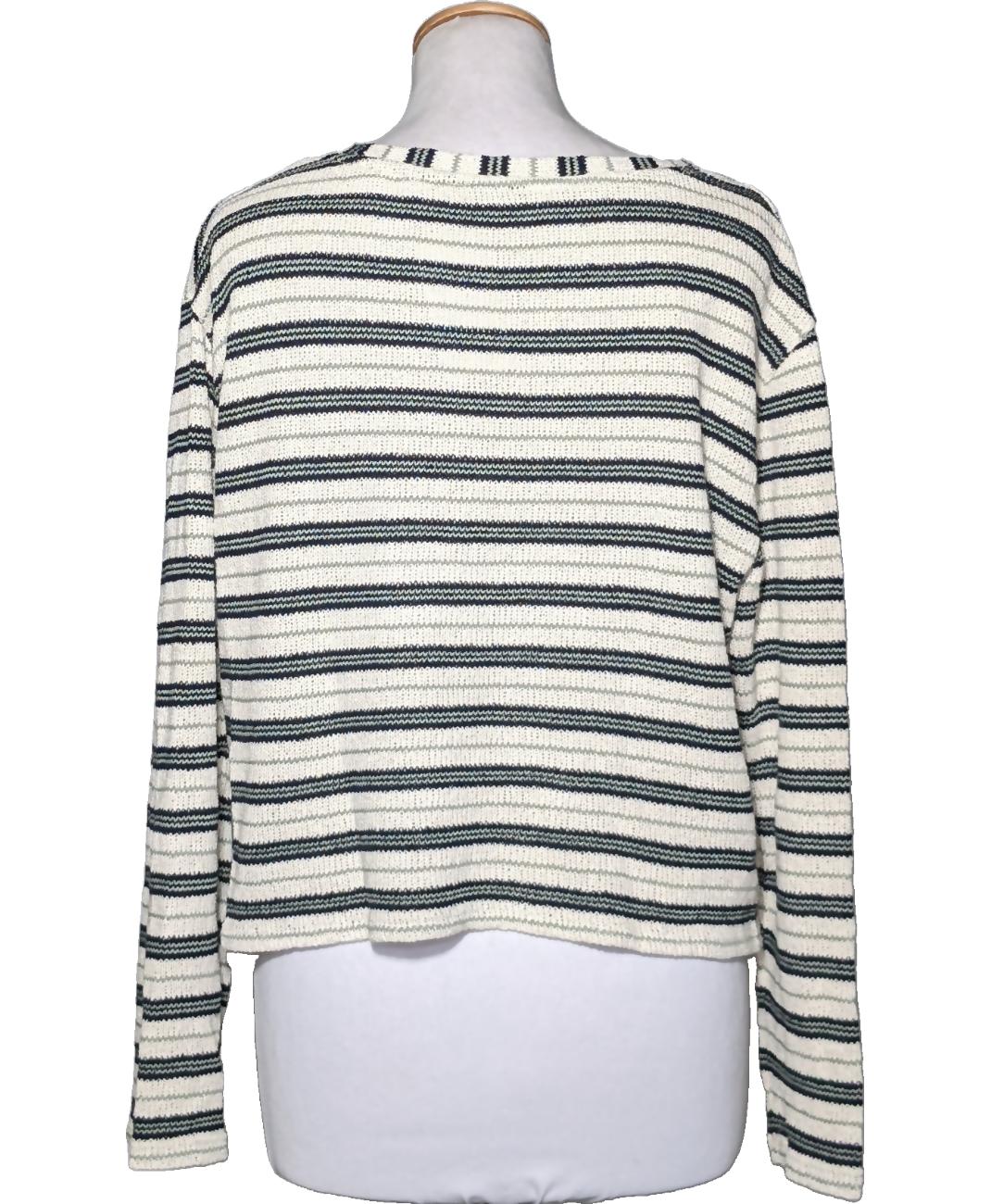 PULL AND BEAR - Image 2