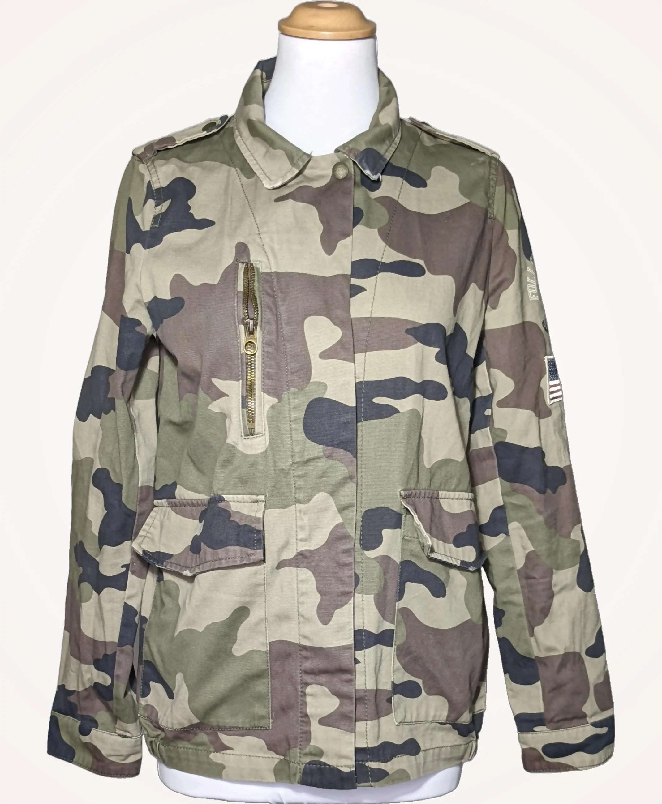 PULL AND BEAR - Image 3