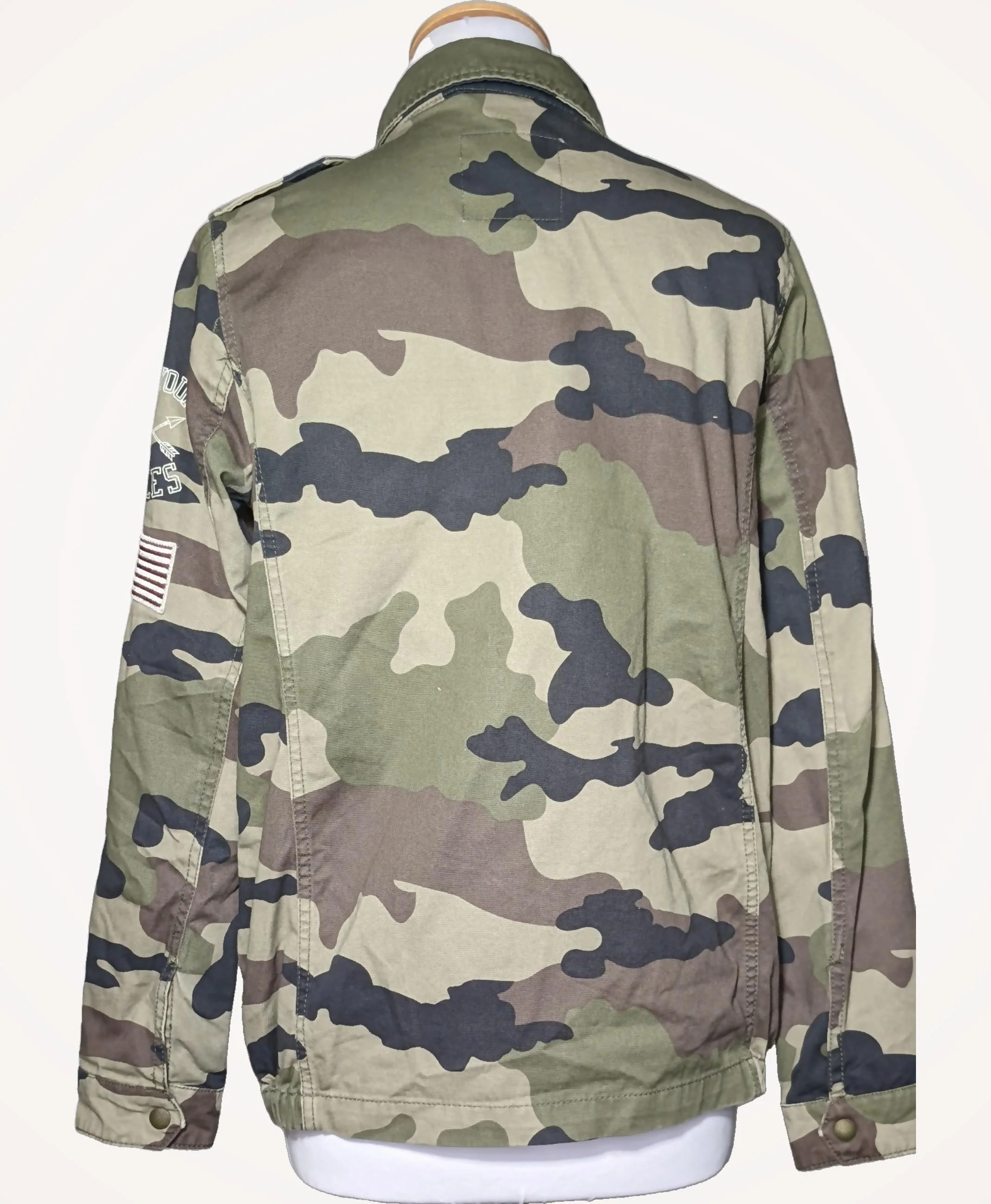 PULL AND BEAR - Image 4
