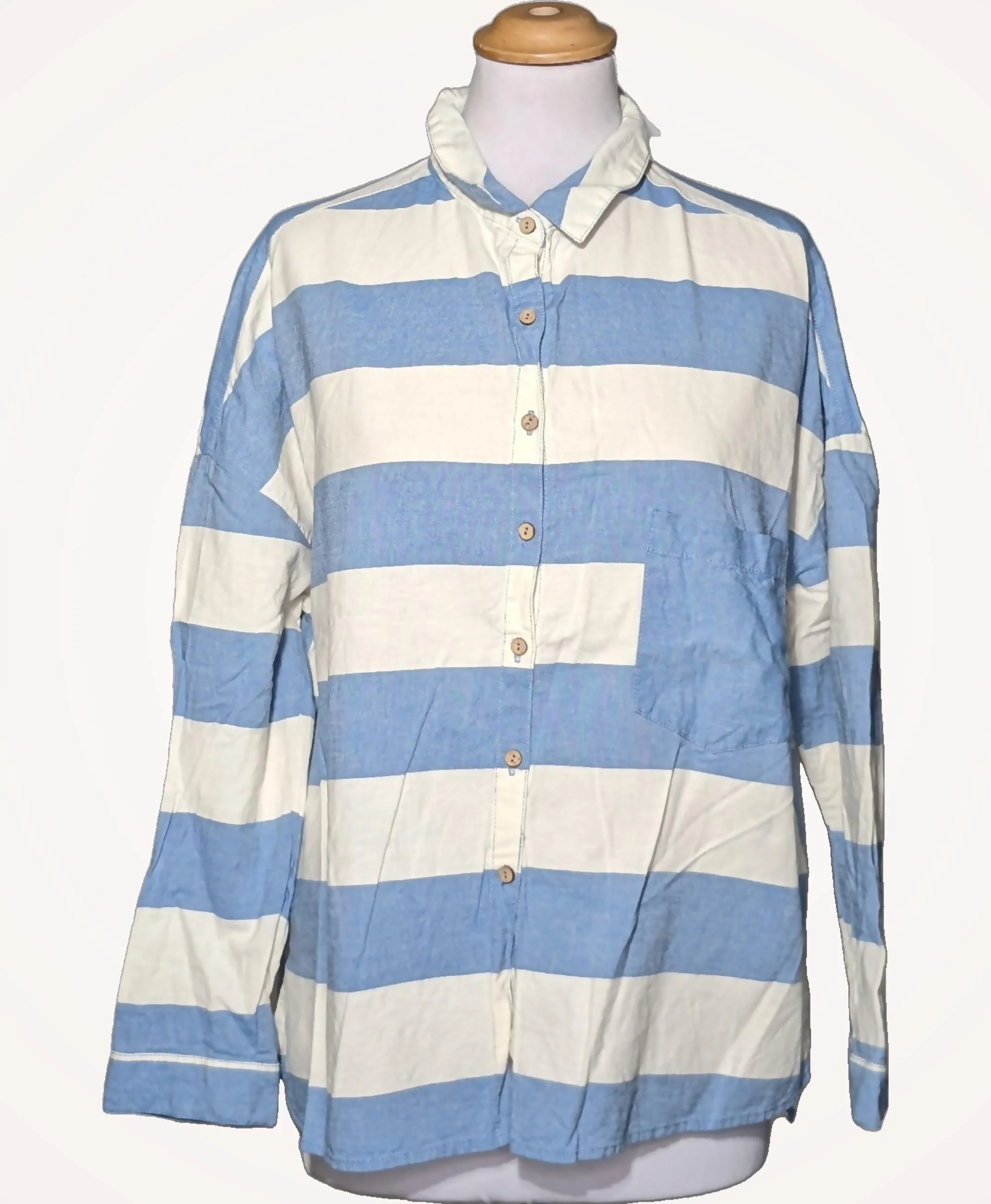 PULL AND BEAR - Image 3