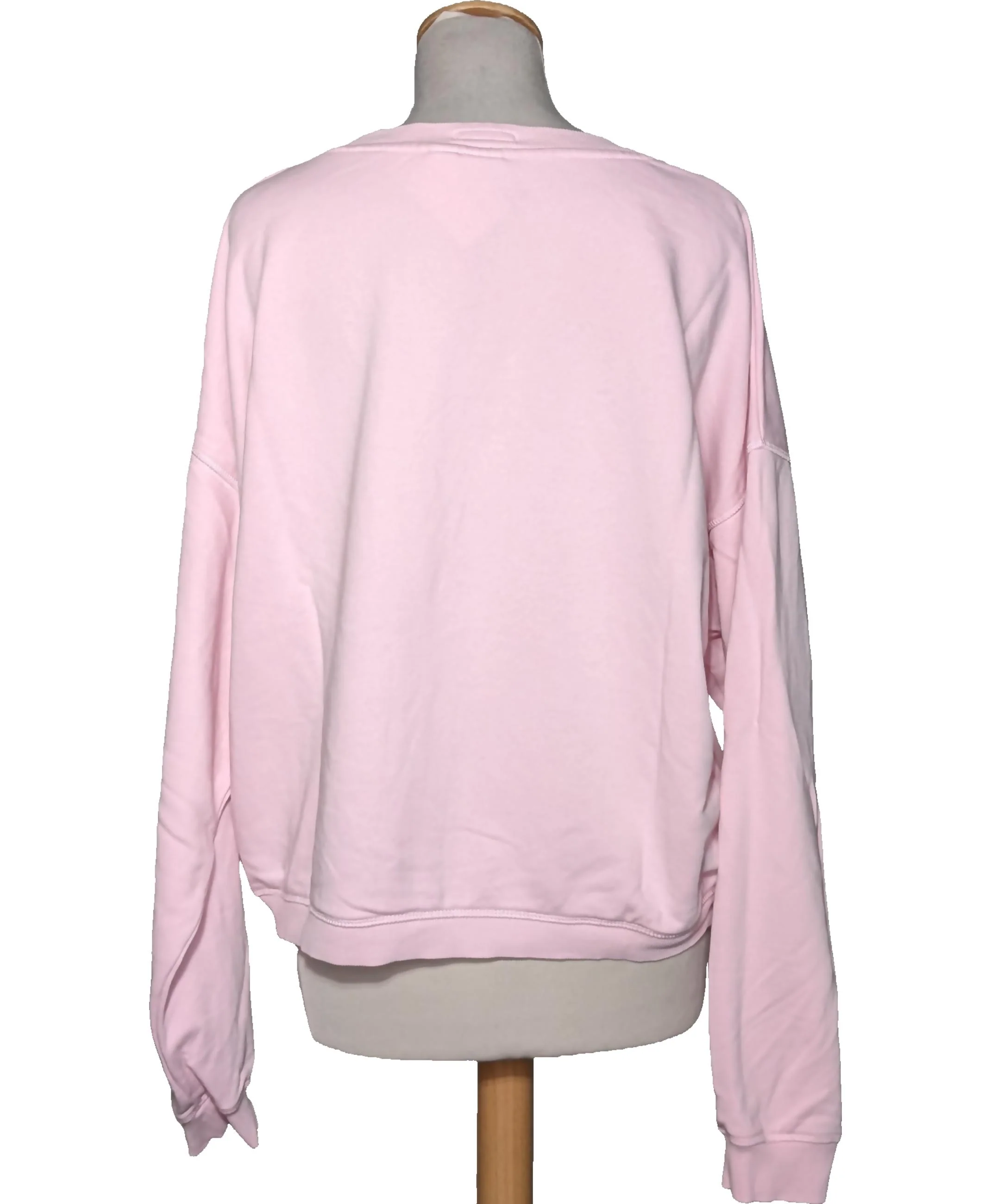 ROXY - Image 2