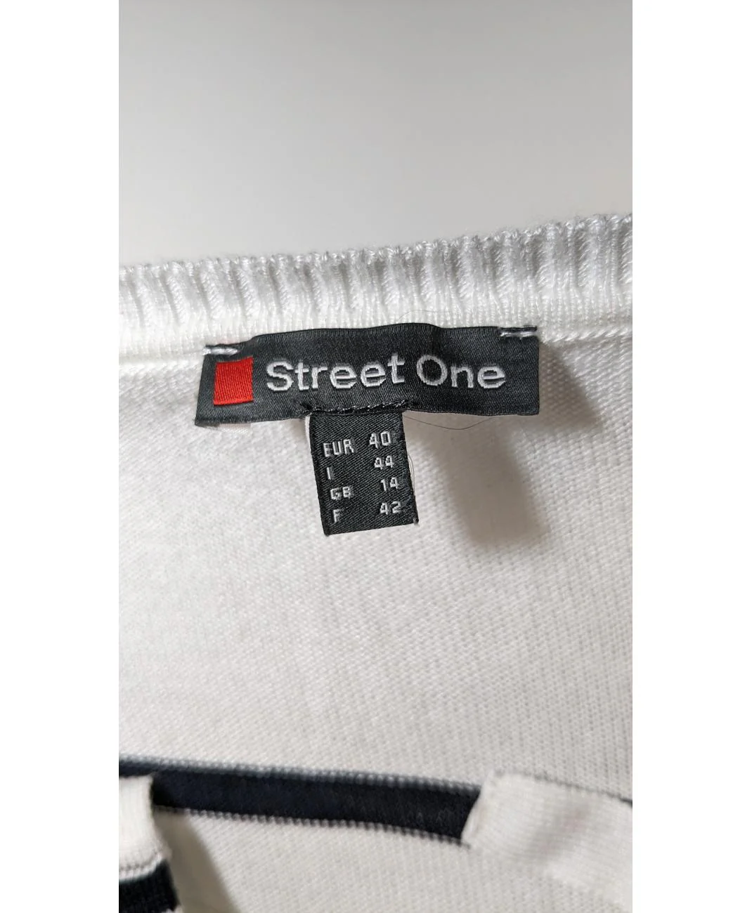 STREET ONE - Image 6