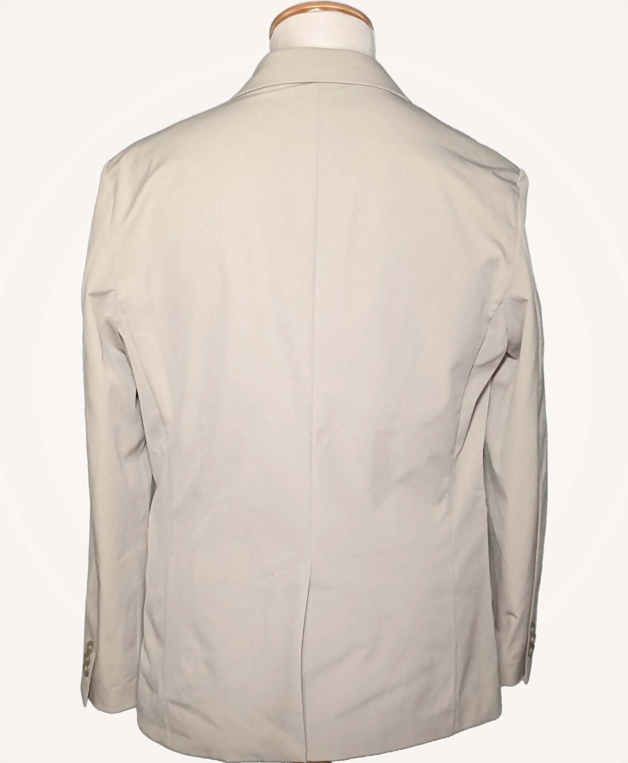 UNIQLO - Image 4