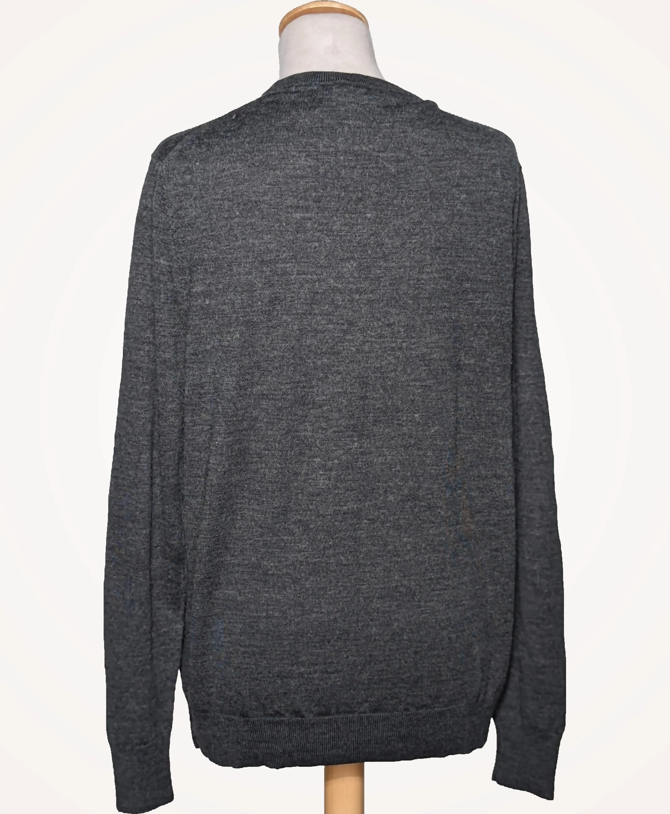 UNIQLO - Image 4