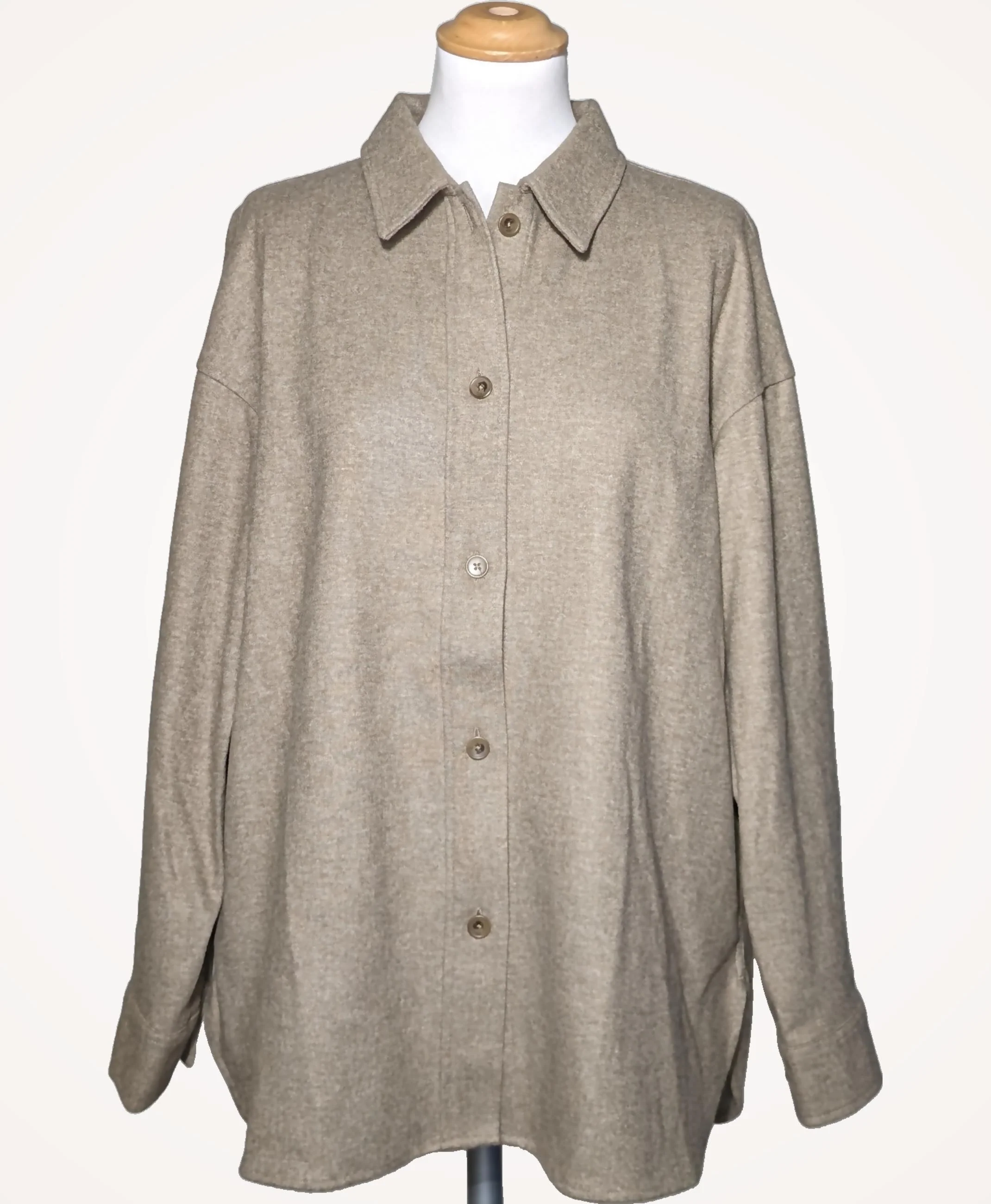 UNIQLO - Image 3