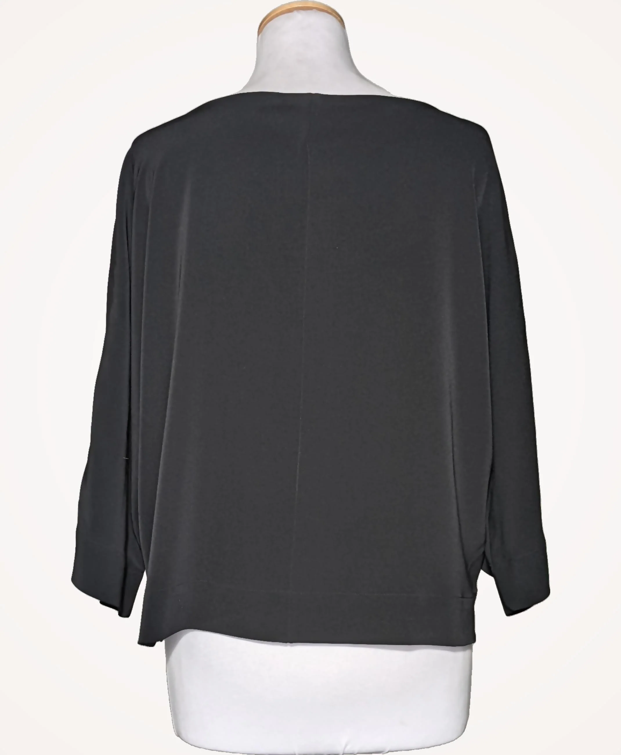 UNIQLO - Image 4